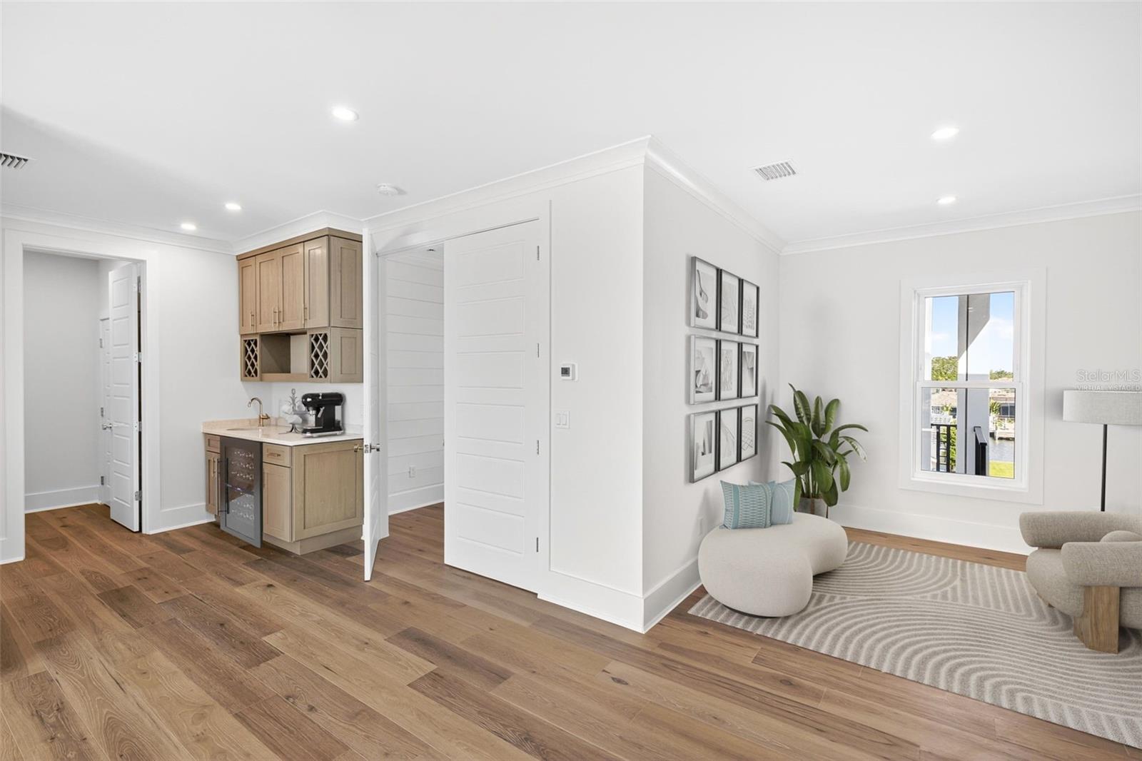 TB8459217 Property Photo