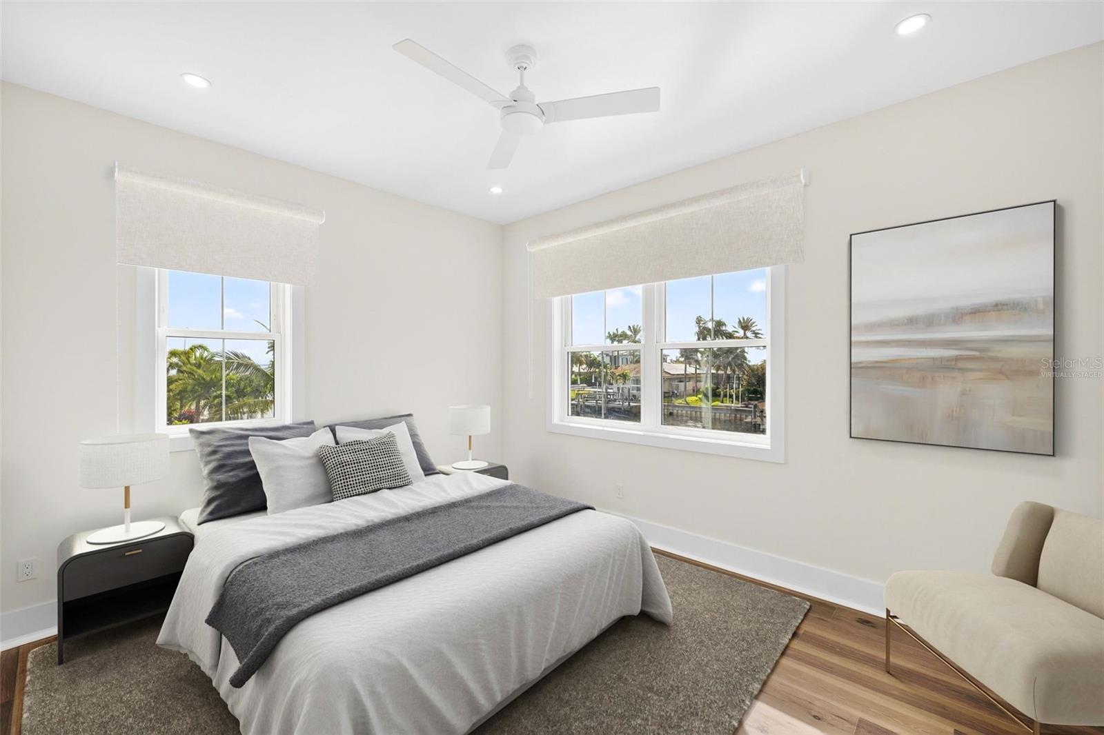 TB8459217 Property Photo