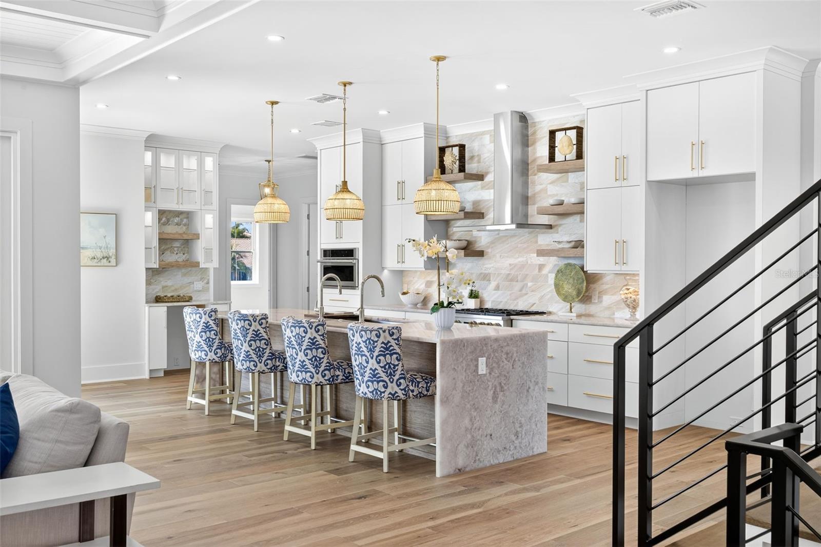 TB8459217 Property Photo