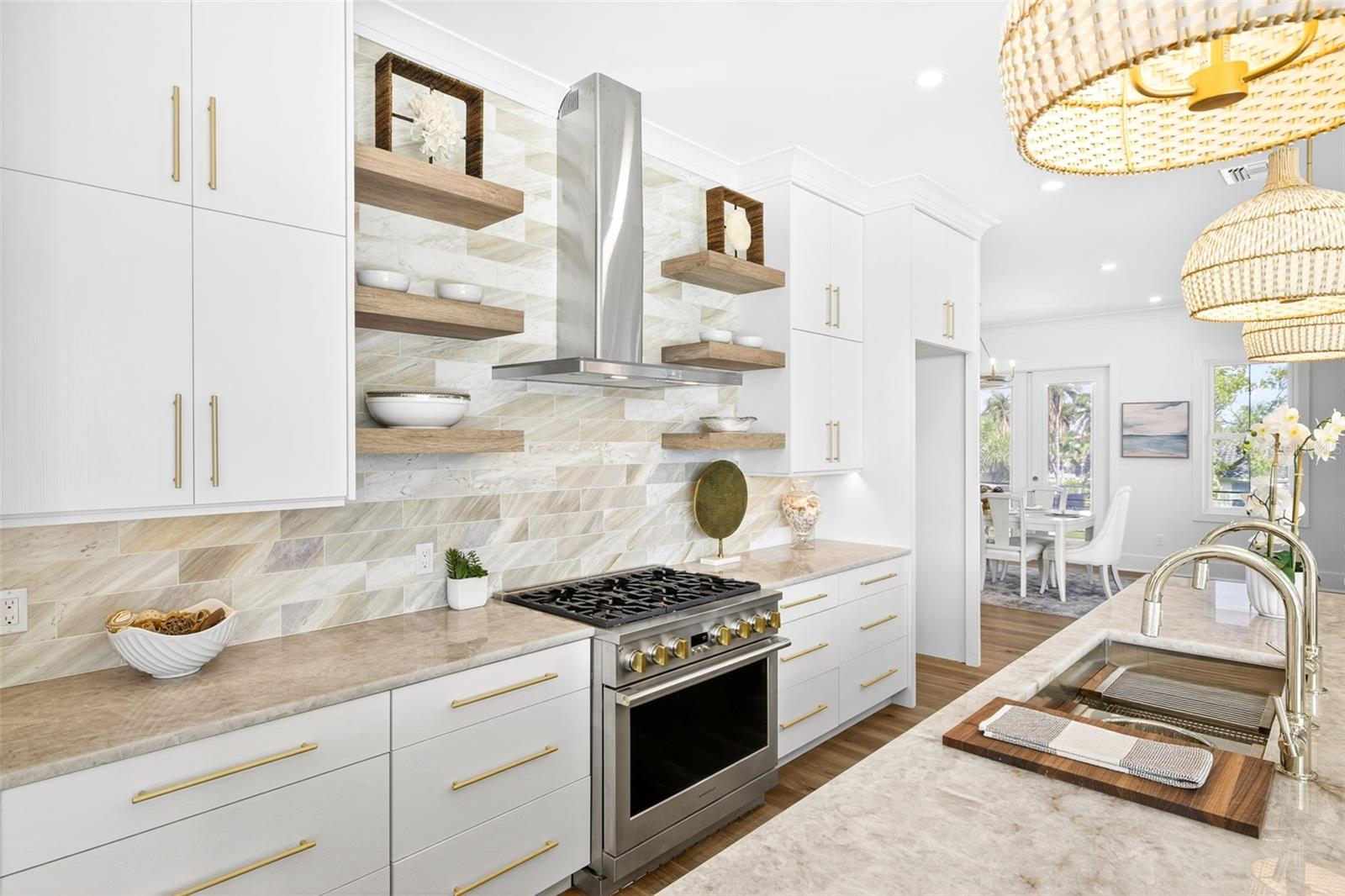 TB8459217 Property Photo