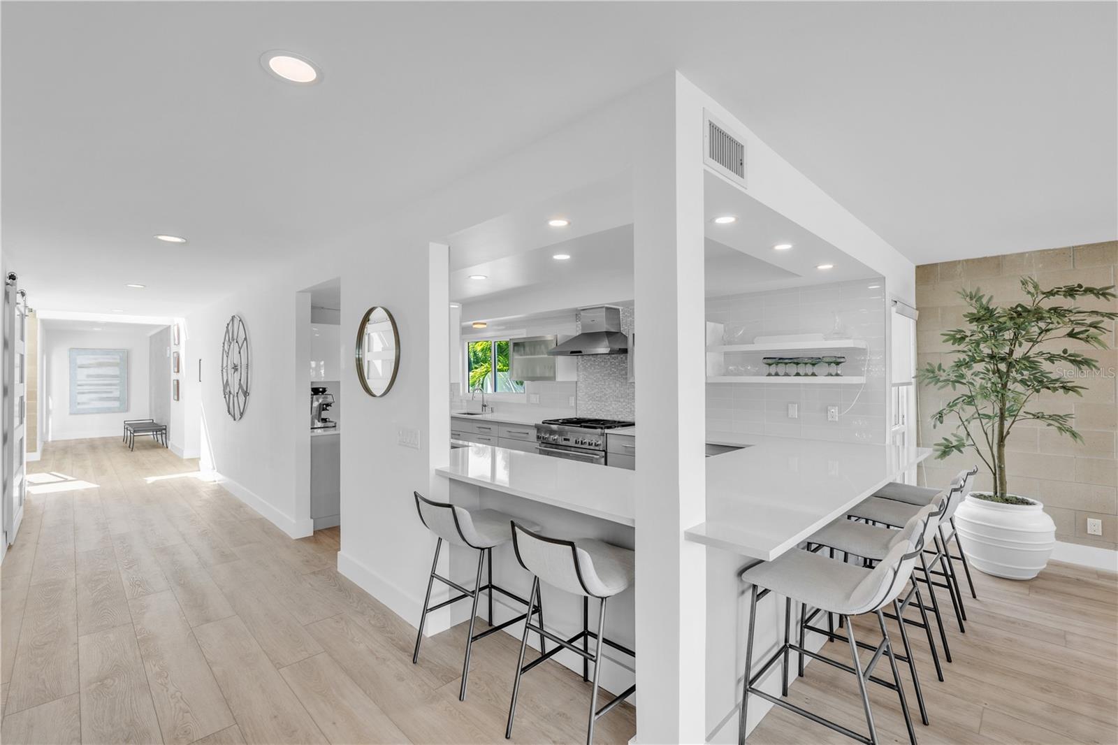 A4676329 Property Photo