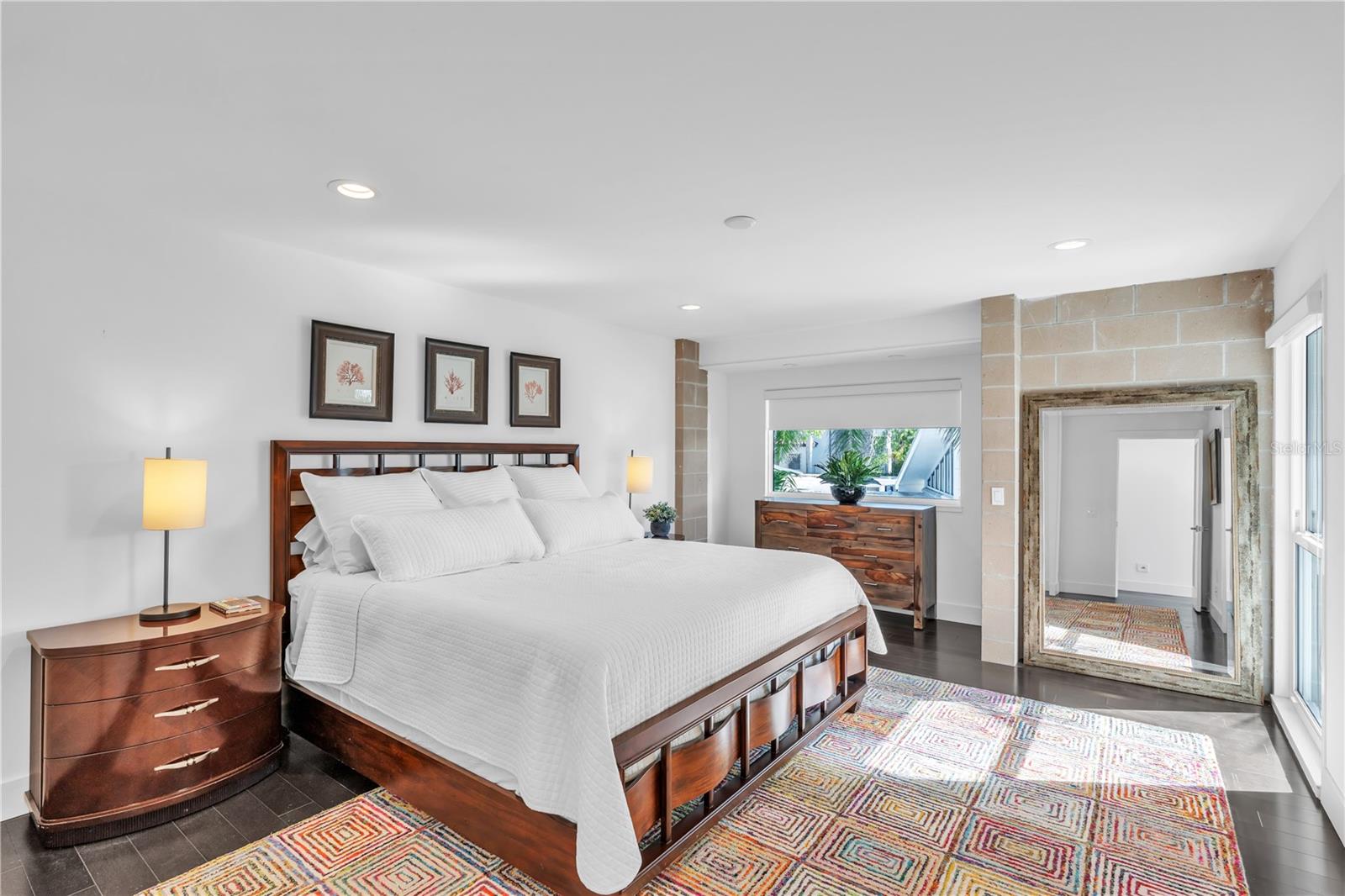 A4676329 Property Photo