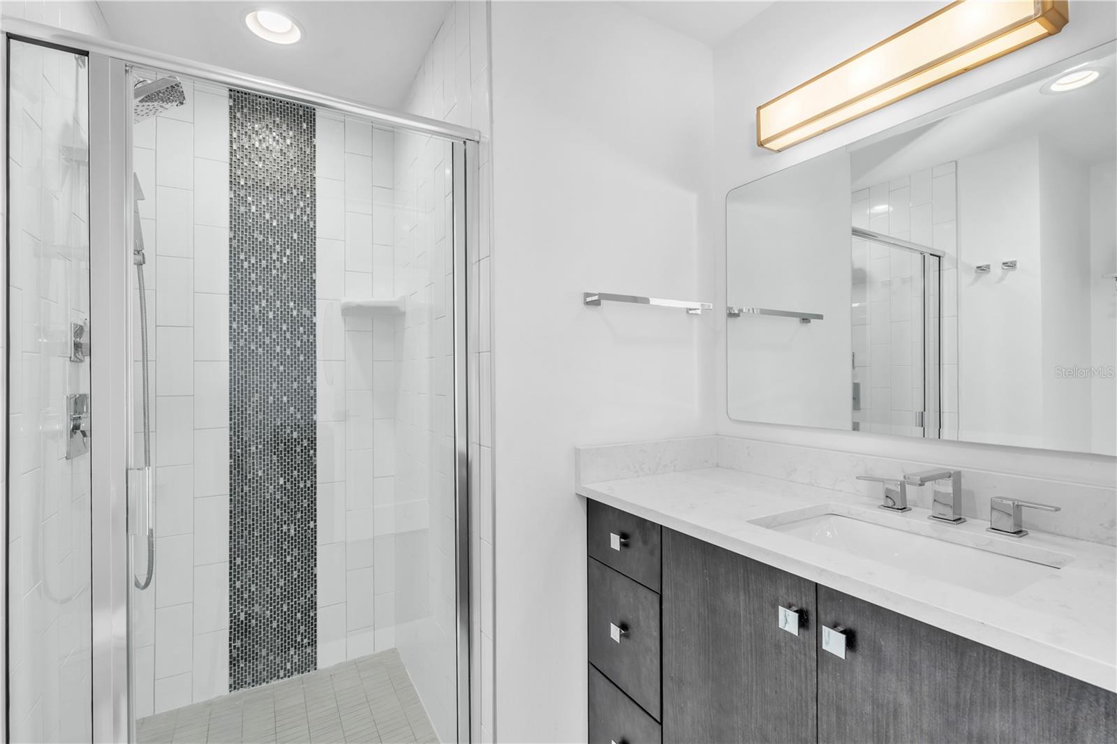 A4676329 Property Photo