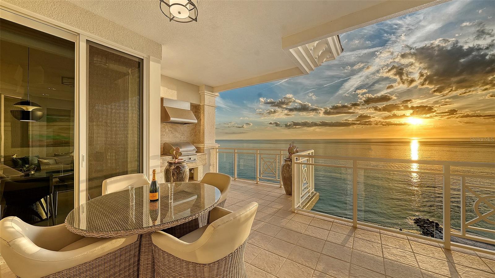 A4676337 Property Photo