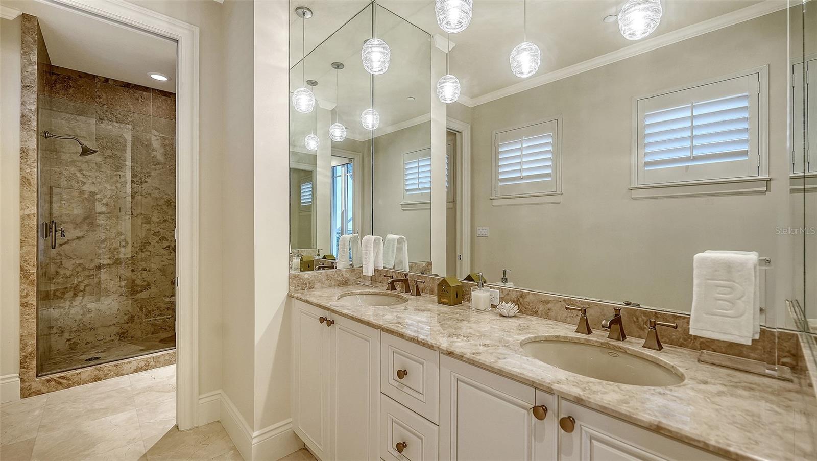 A4676337 Property Photo