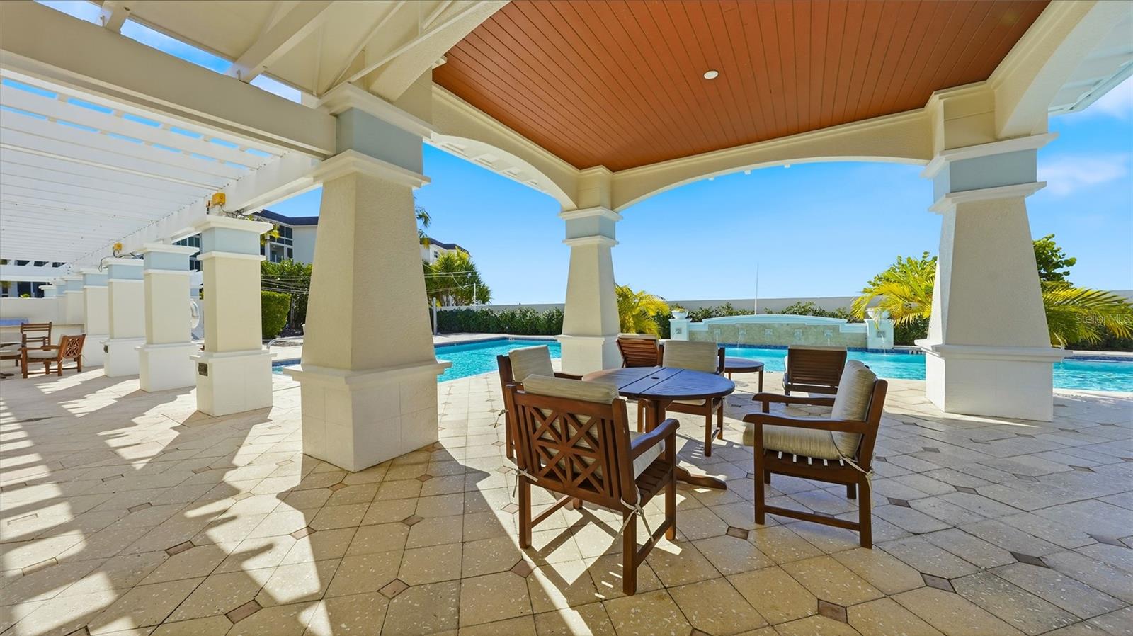 A4676337 Property Photo