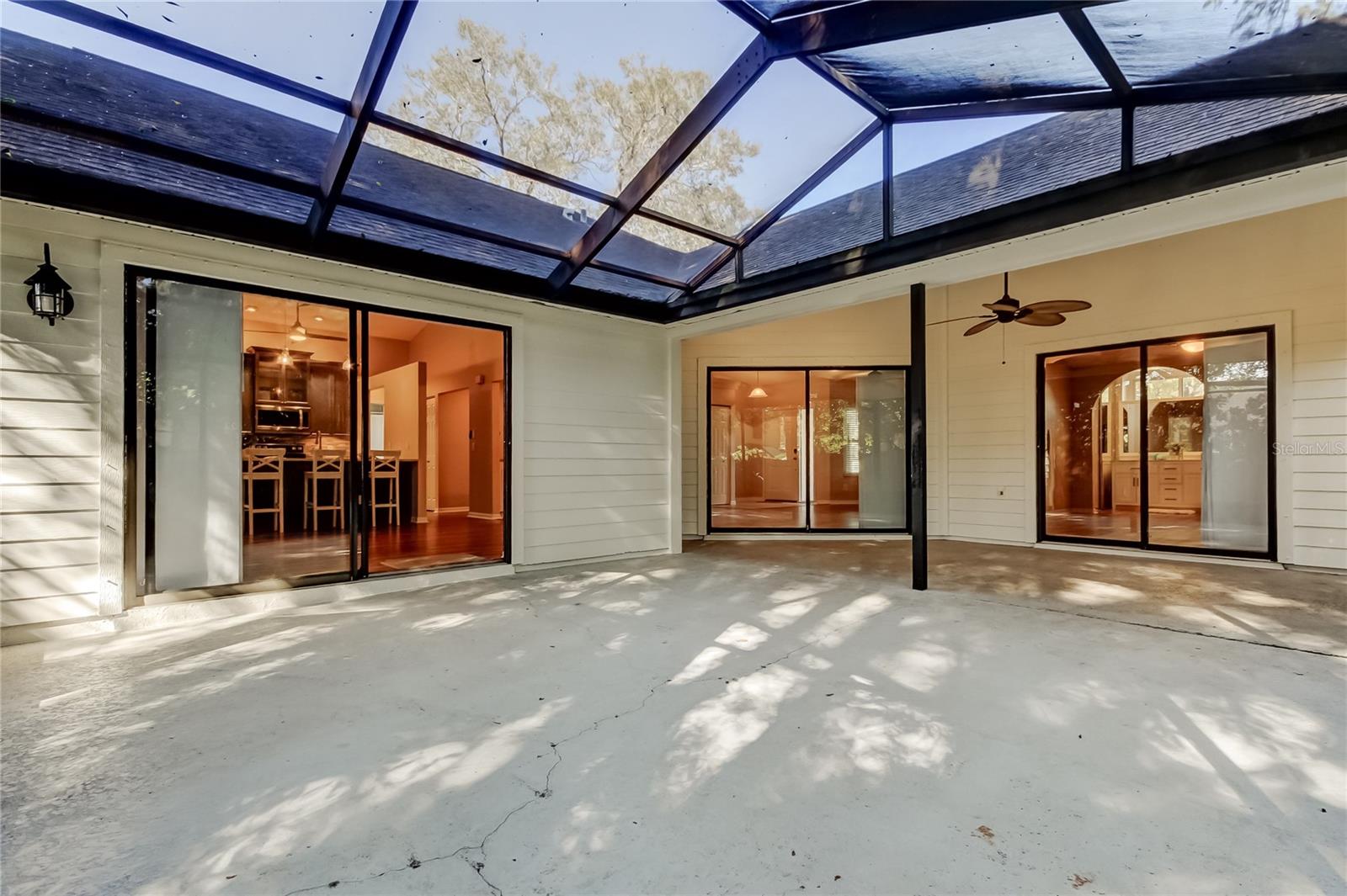 46. Build Your Own Oasis! Tiki Bar, String Lights, Outdoor Dining, Kids Play Area (26.1 ft x 17.1 ft)!!