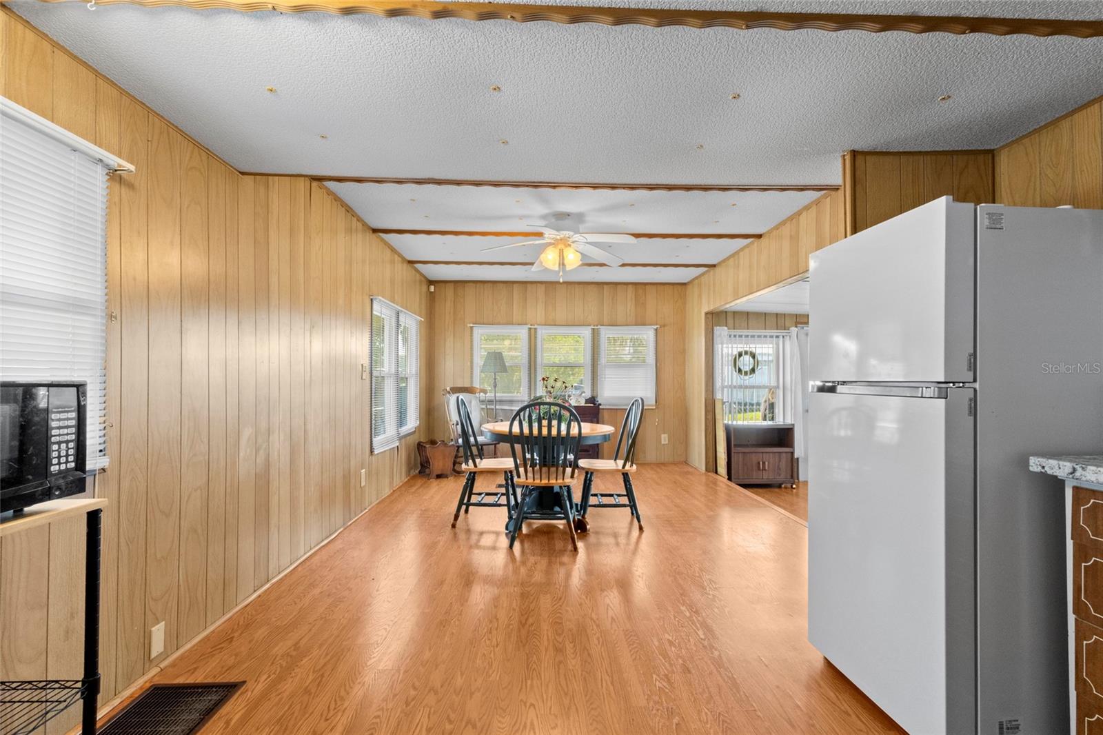 TB8459284 Property Photo