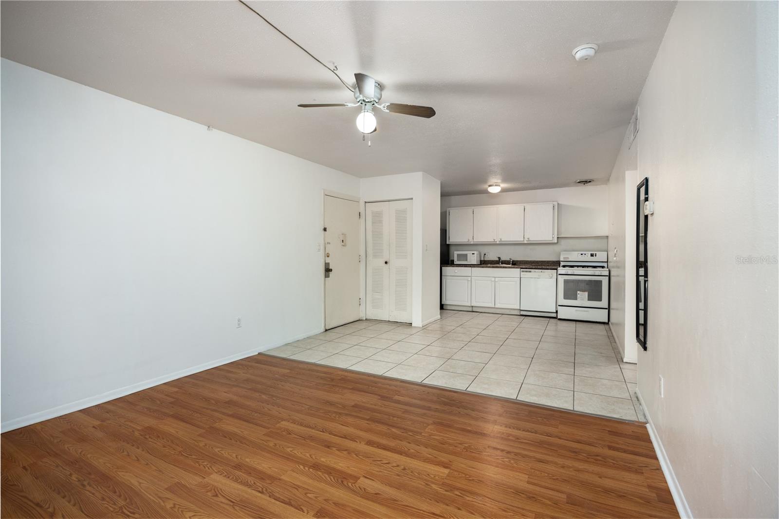 GC536215 Property Photo