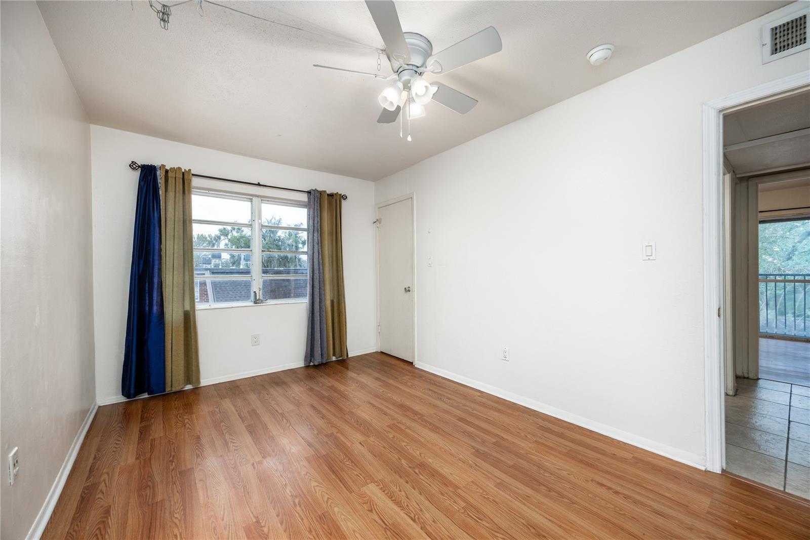 GC536215 Property Photo