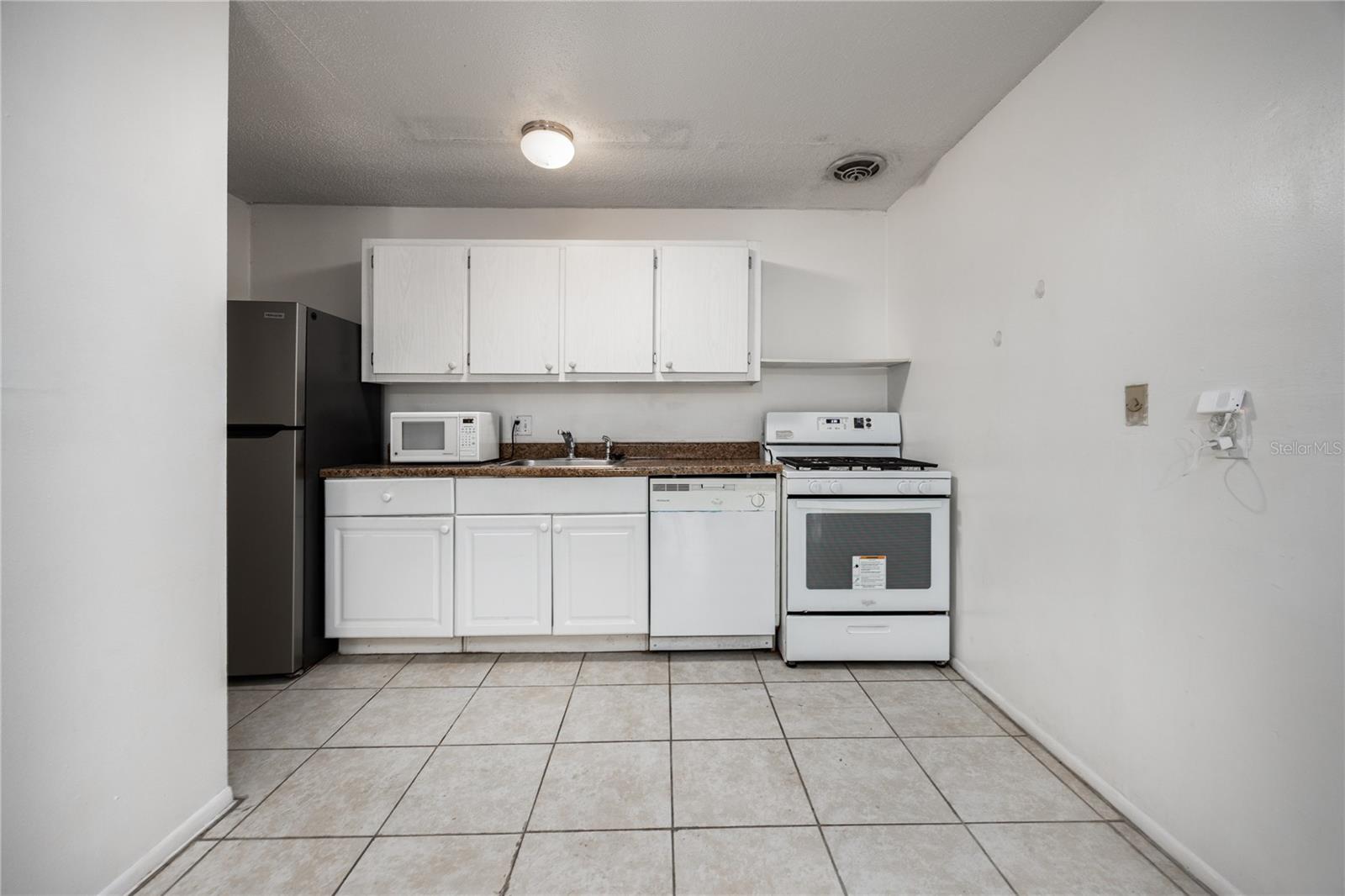 GC536215 Property Photo