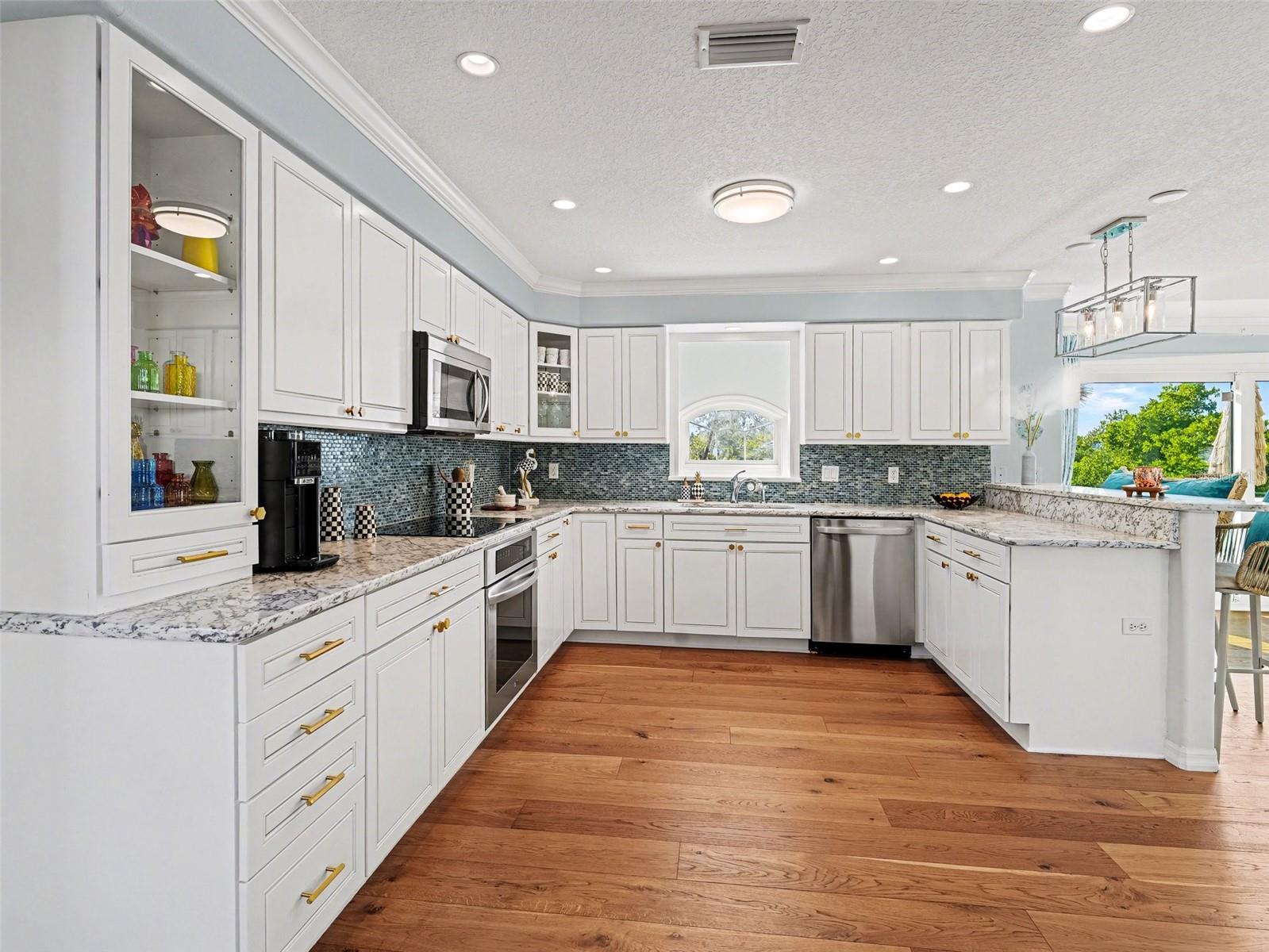 A4676348 Property Photo