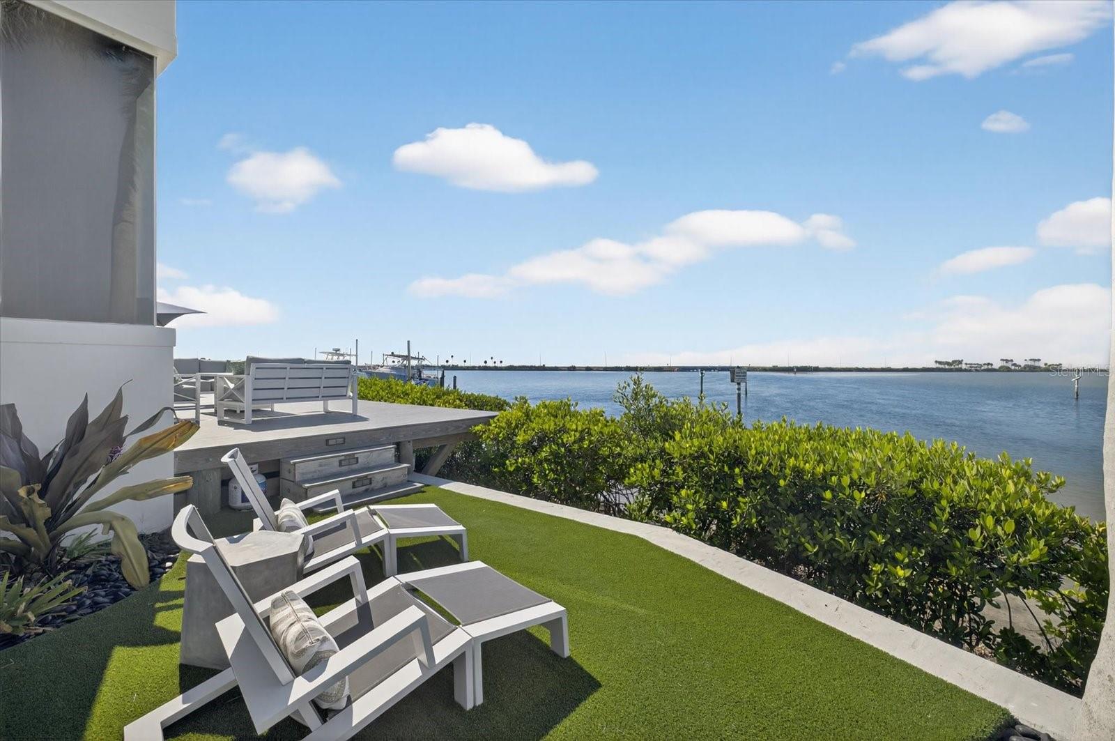 TB8459298 Property Photo