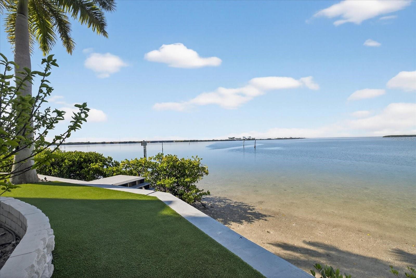 TB8459298 Property Photo