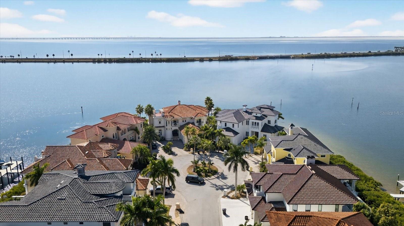 TB8459298 Property Photo