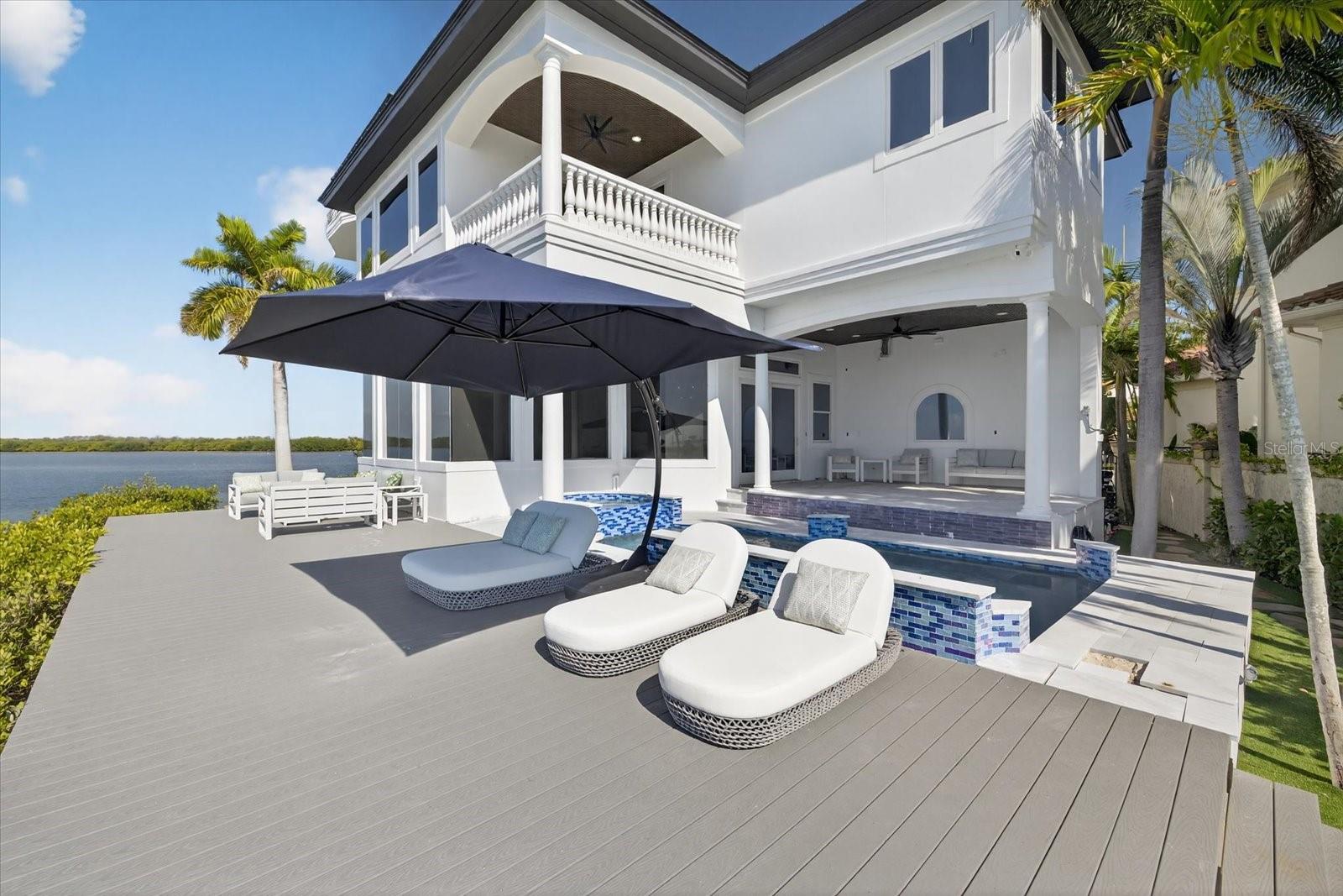 TB8459298 Property Photo