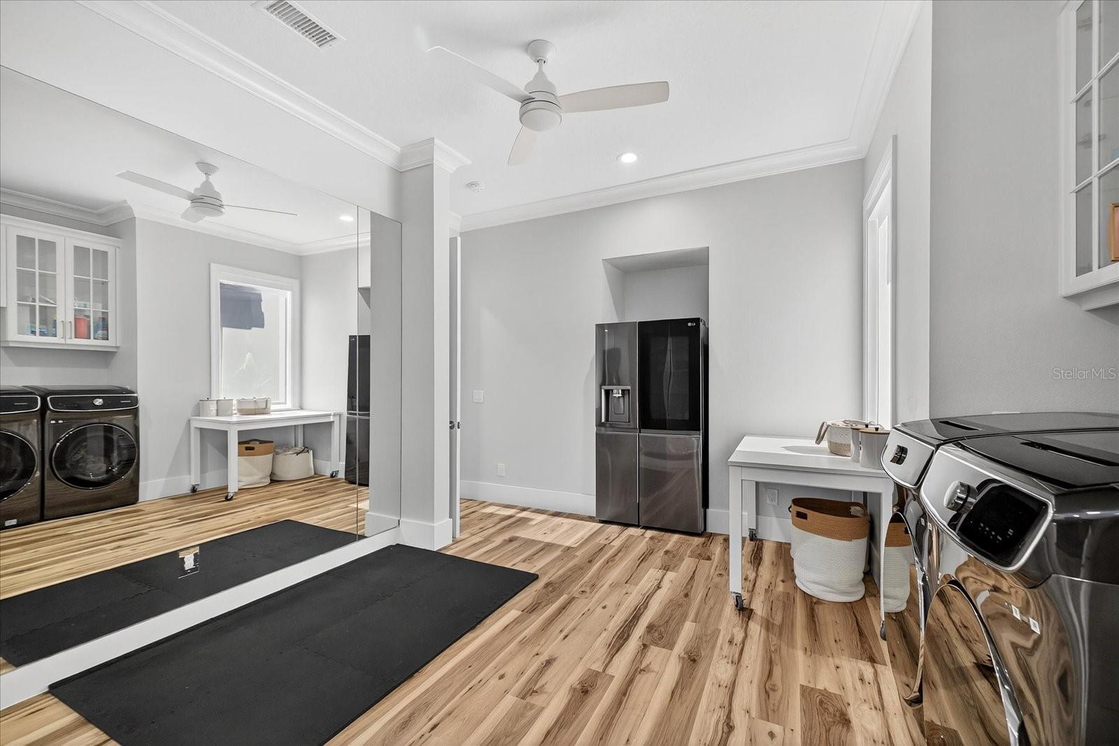 TB8459298 Property Photo