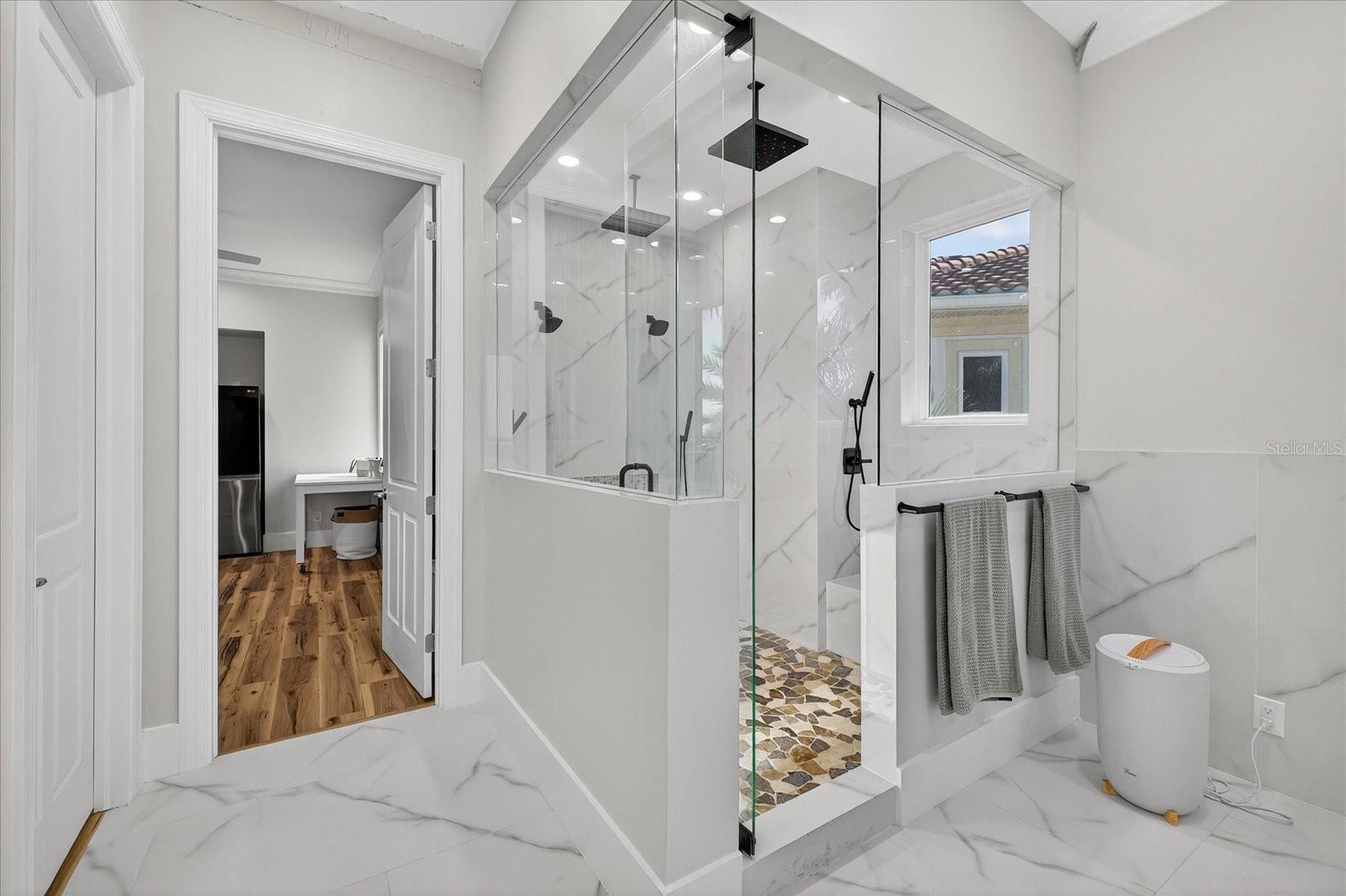 TB8459298 Property Photo