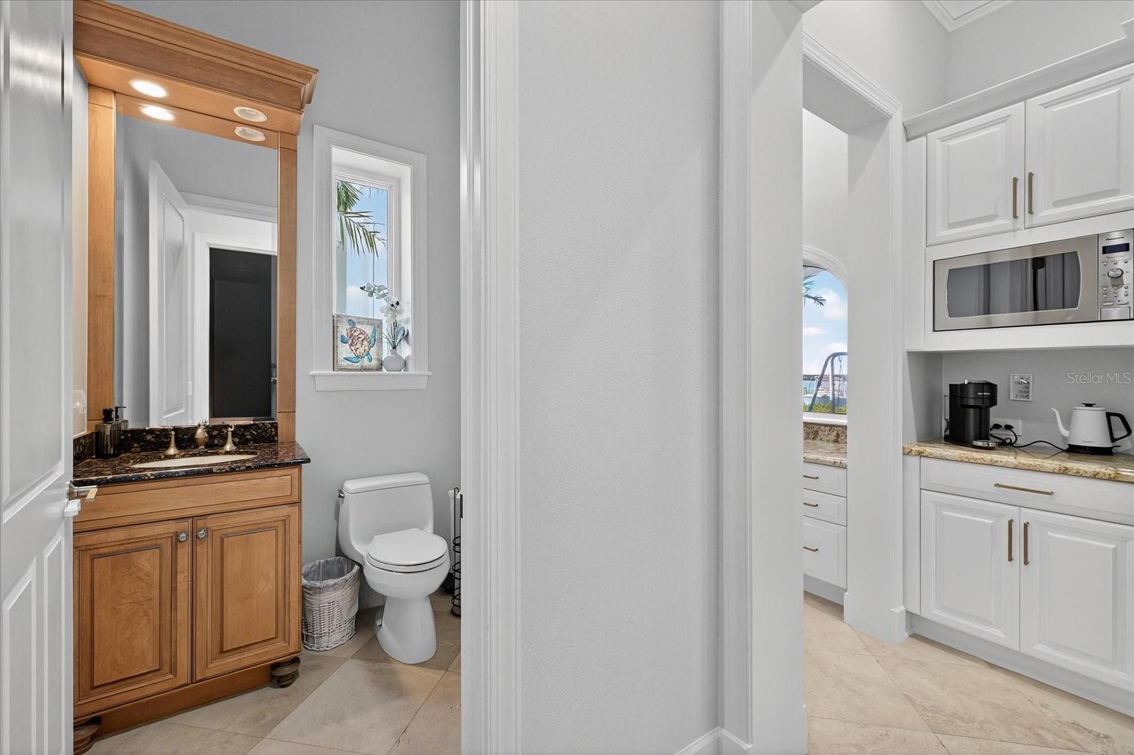 TB8459298 Property Photo