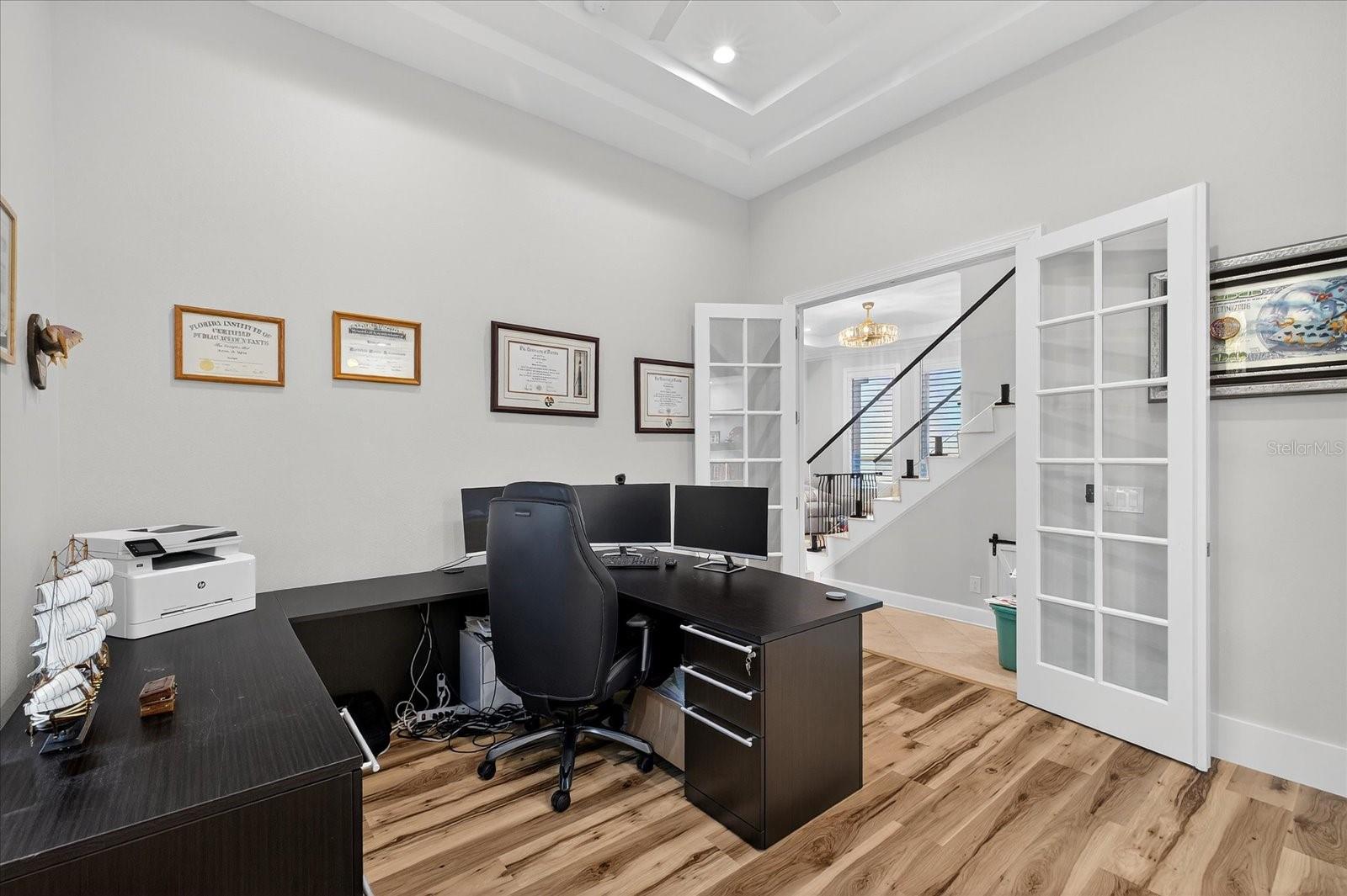 TB8459298 Property Photo