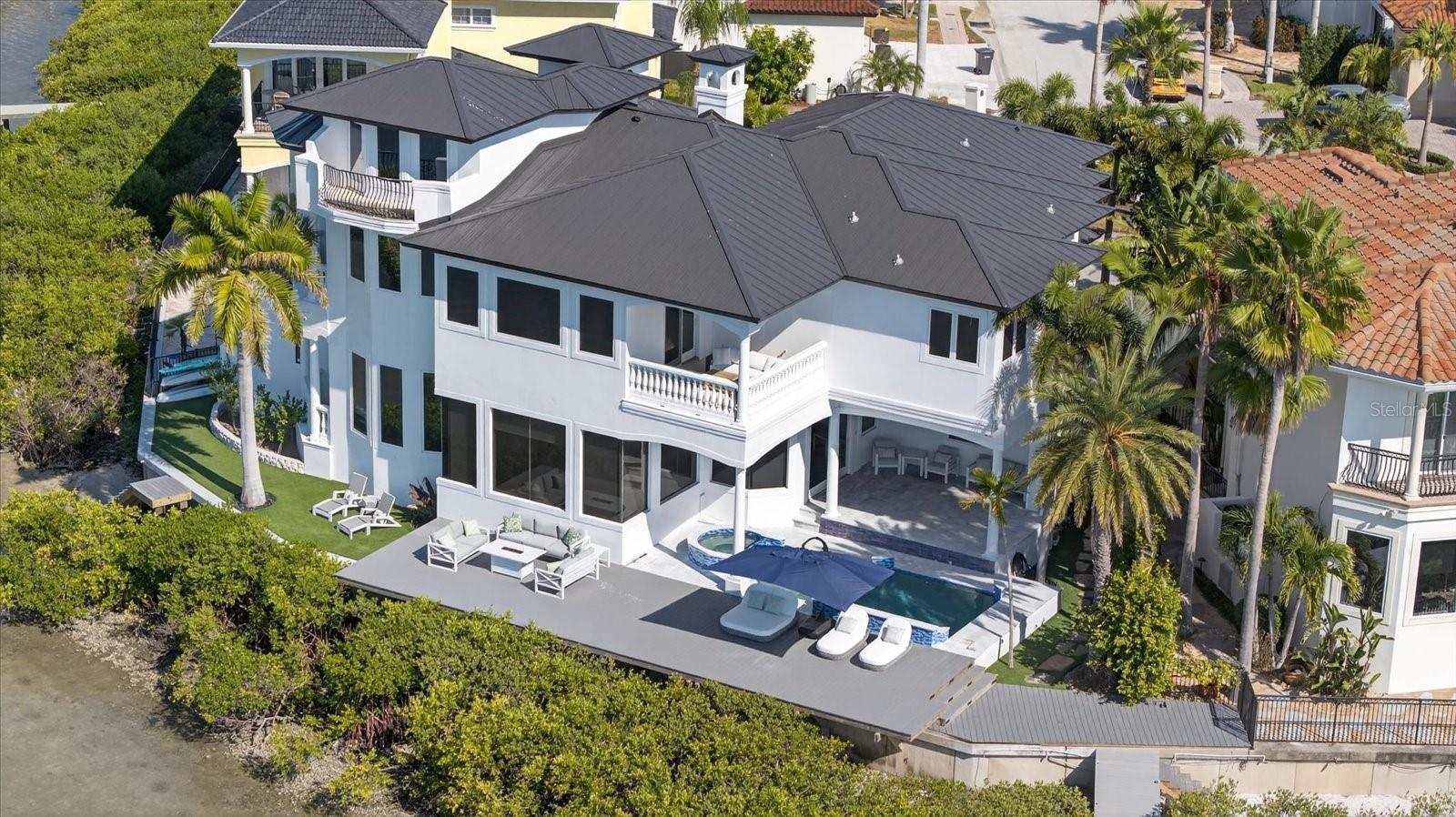 TB8459298 Property Photo