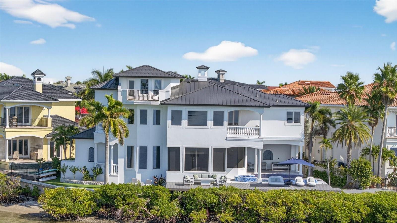 TB8459298 Property Photo