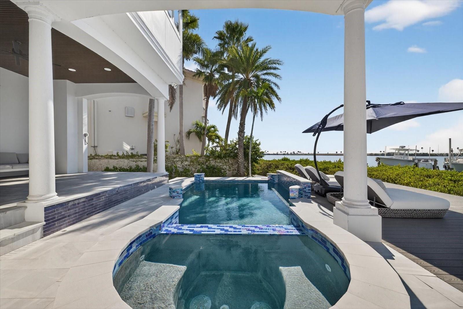 TB8459298 Property Photo