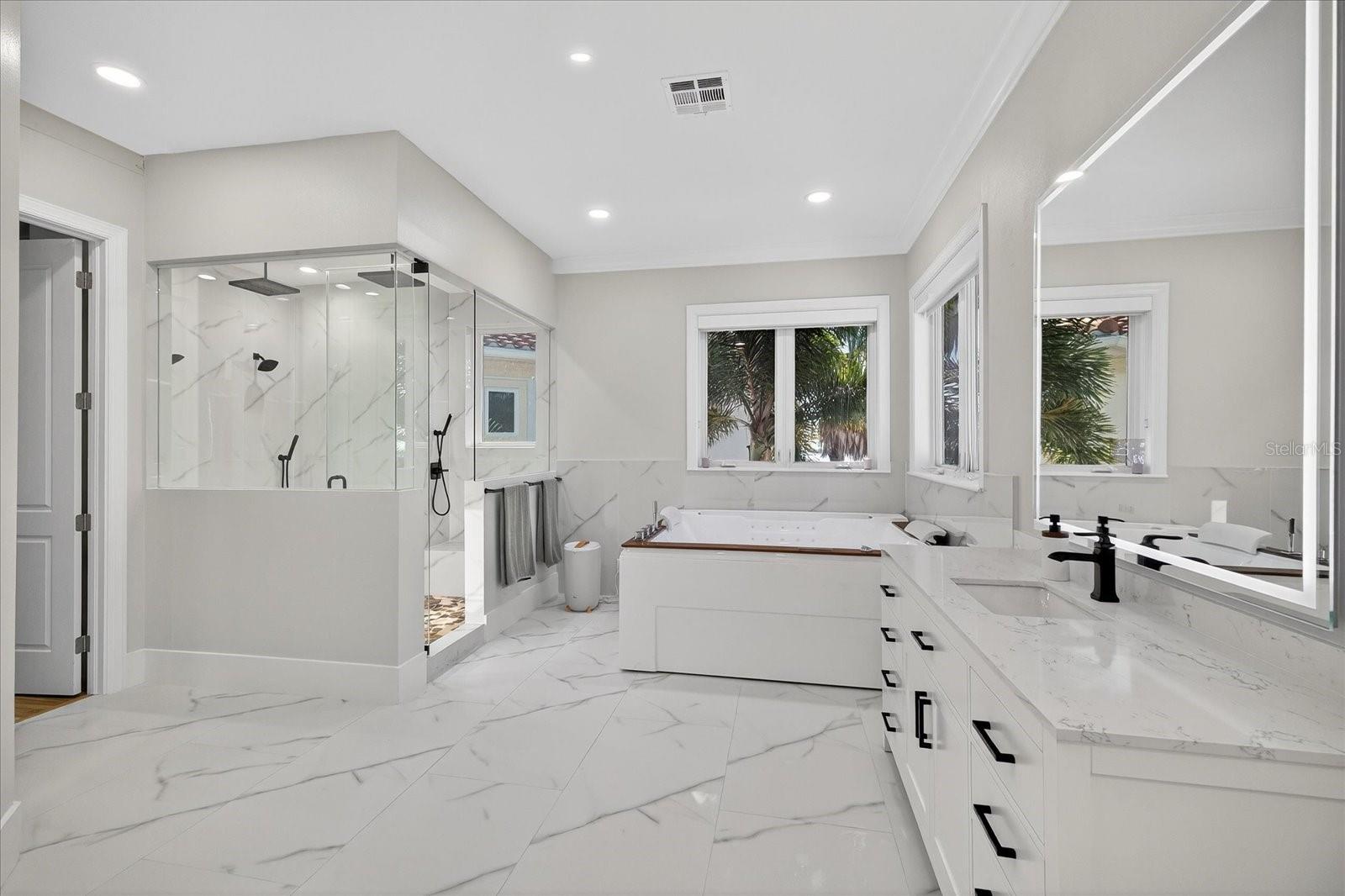 TB8459298 Property Photo