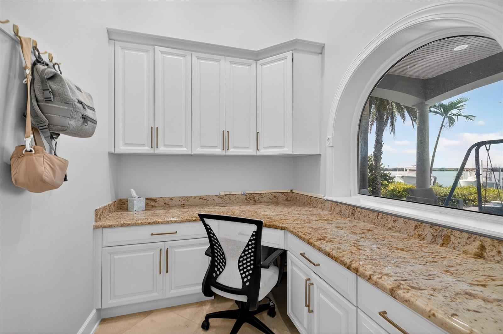 TB8459298 Property Photo