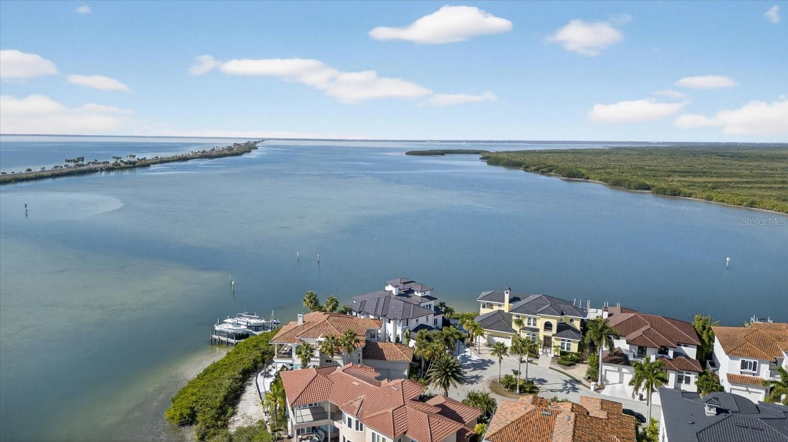 TB8459298 Property Photo