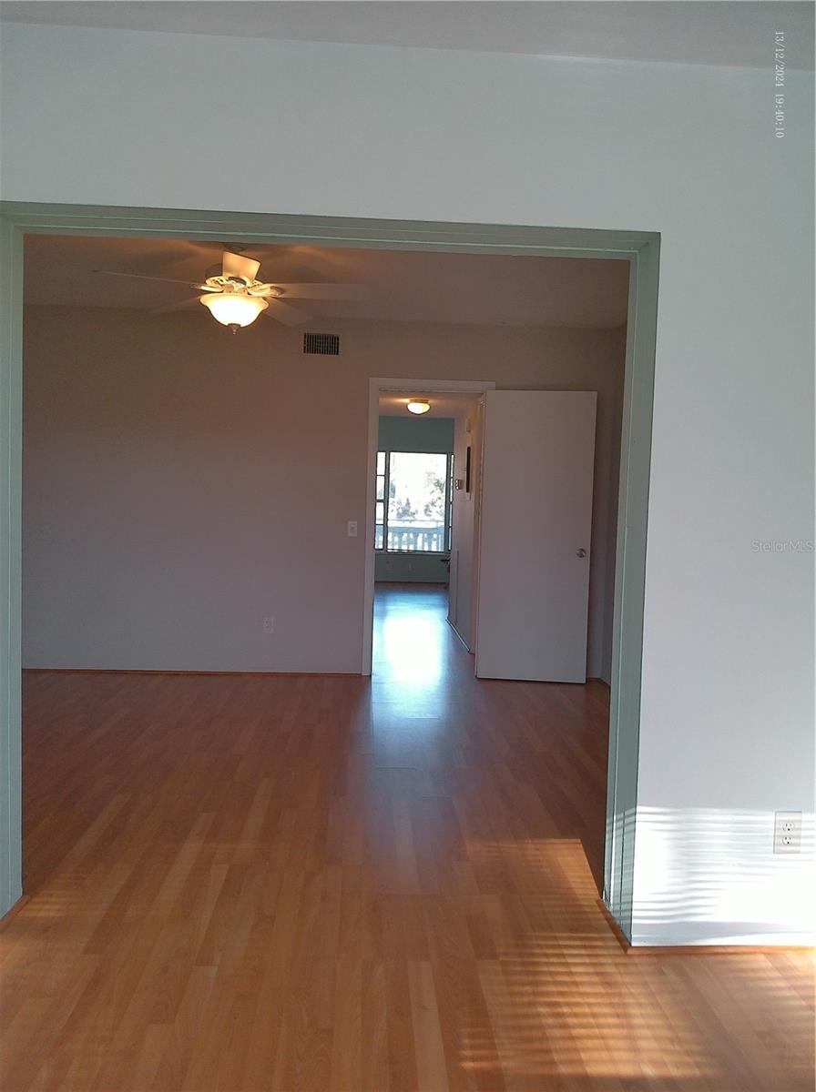 W7881672 Property Photo