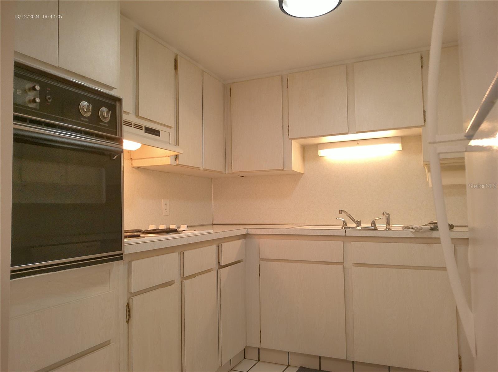 W7881672 Property Photo