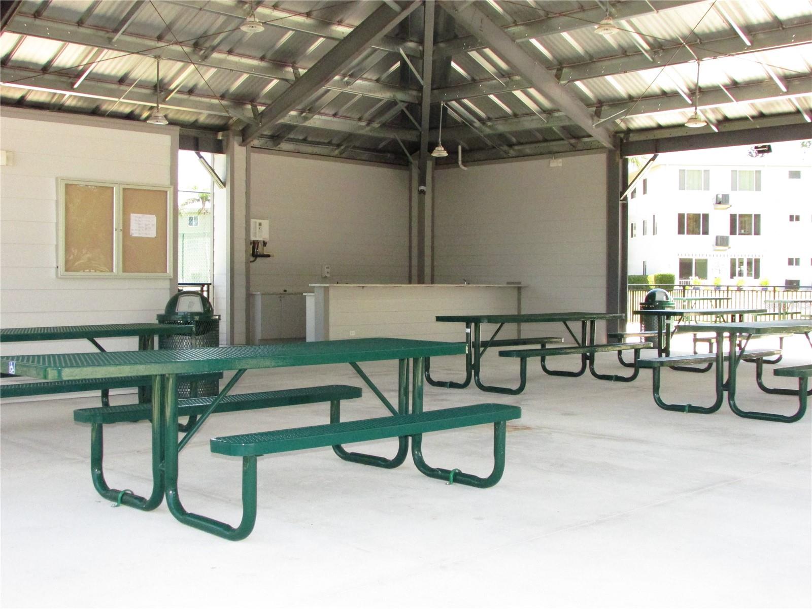 W7881672 Property Photo