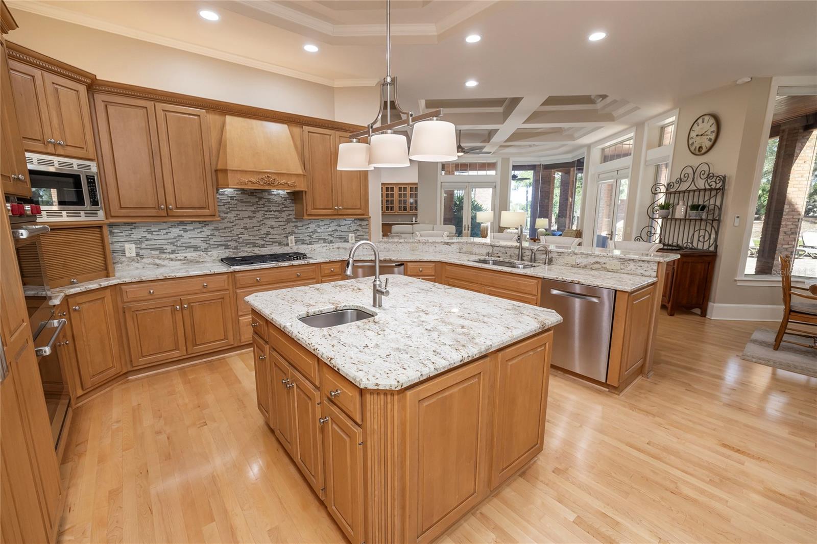 TB8459347 Property Photo