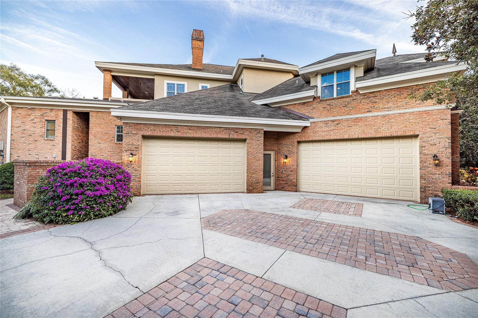 TB8459347 Property Photo