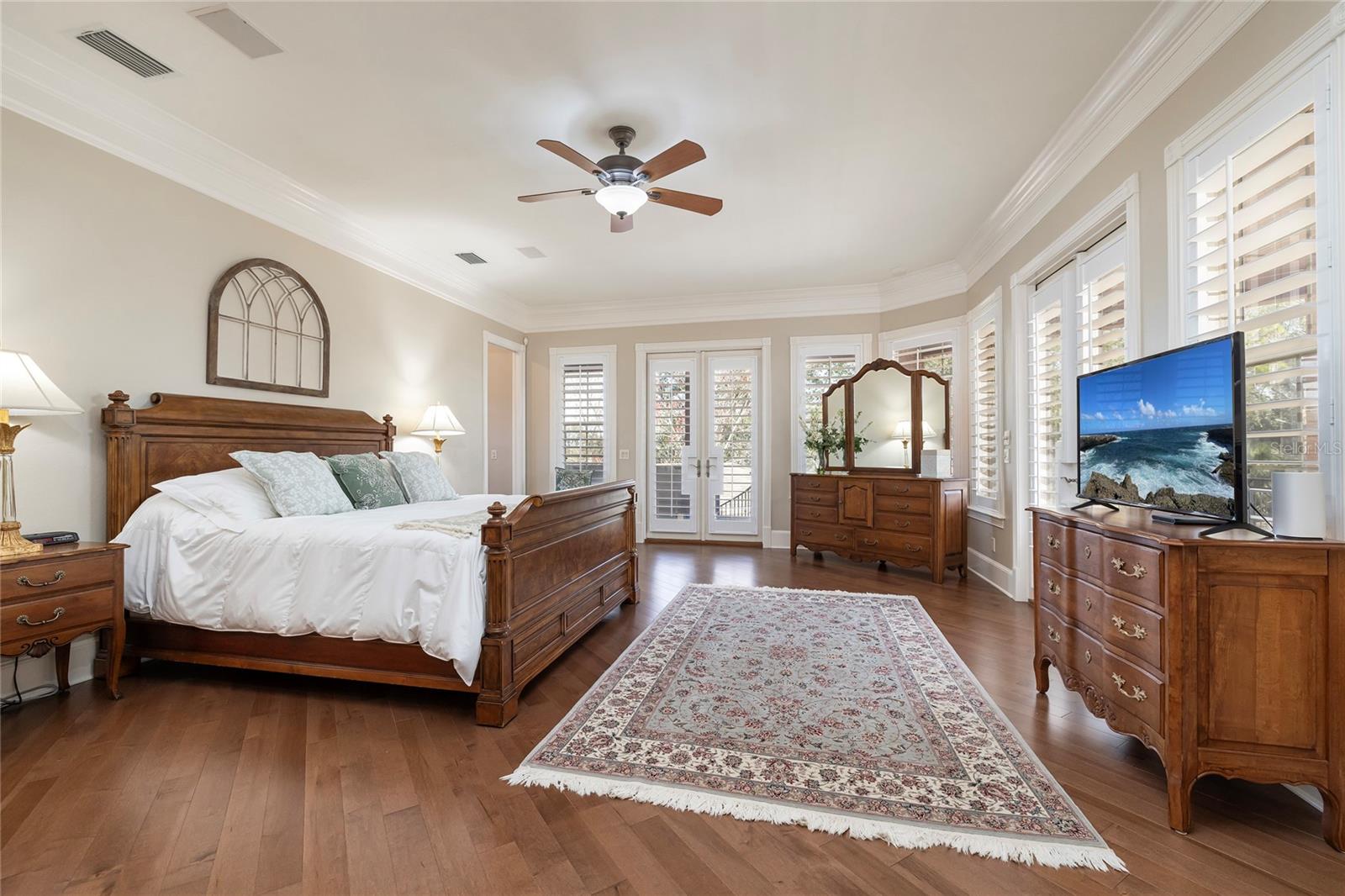 TB8459347 Property Photo