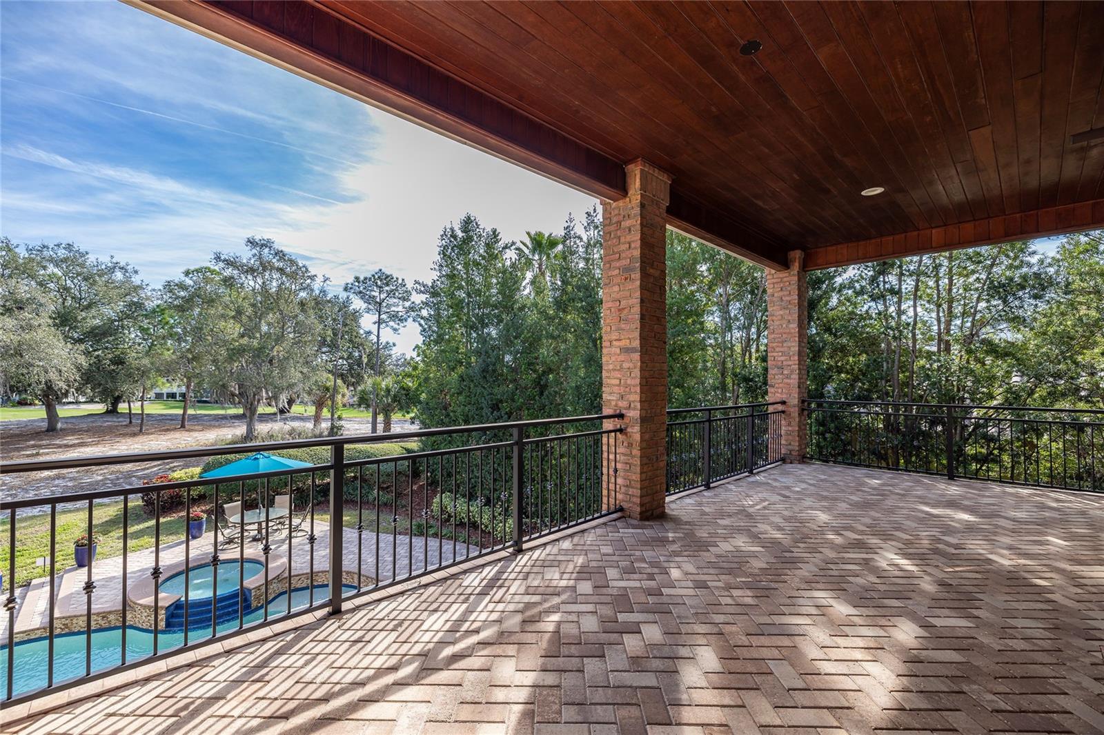 TB8459347 Property Photo