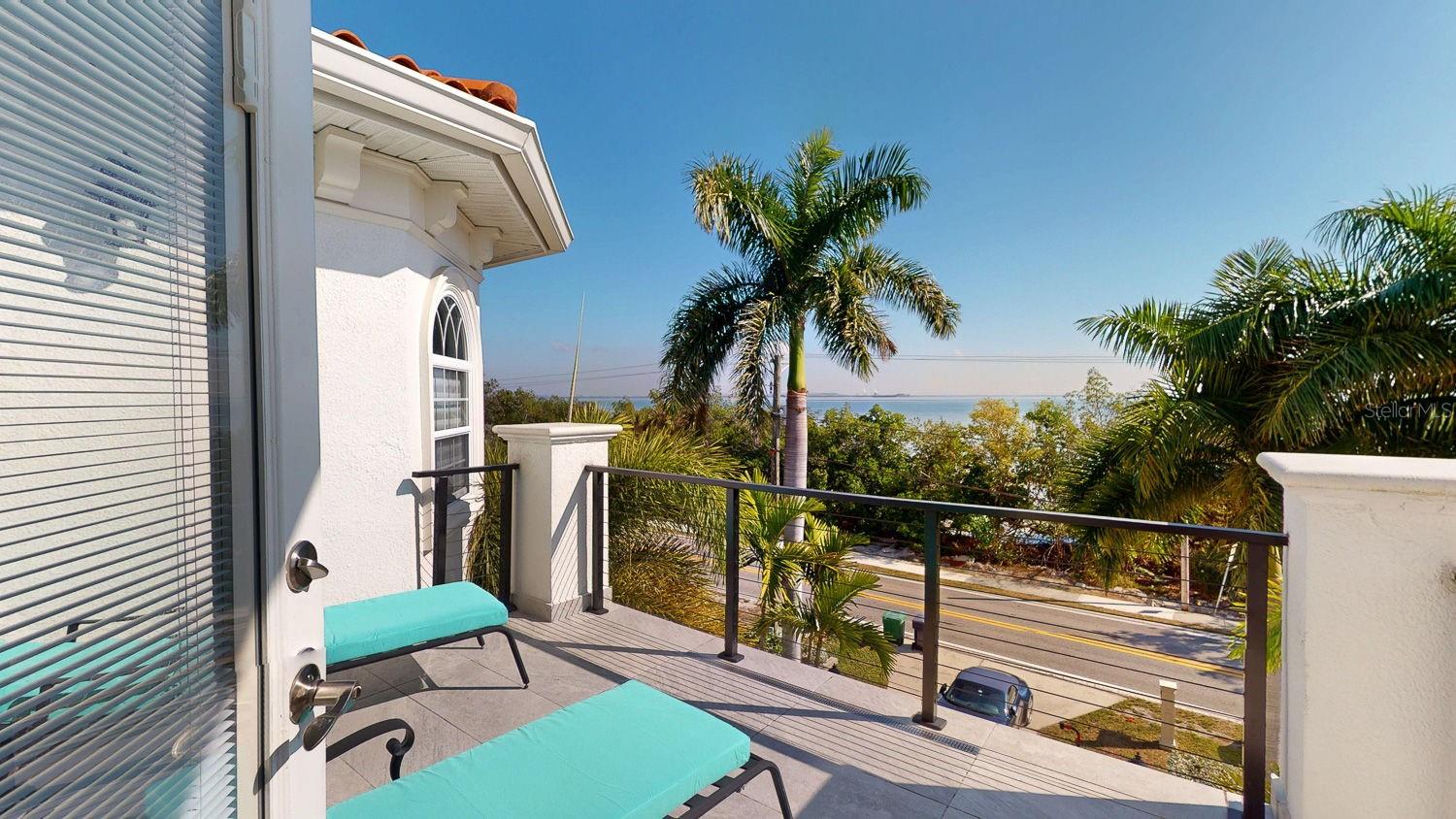 TB8459350 Property Photo