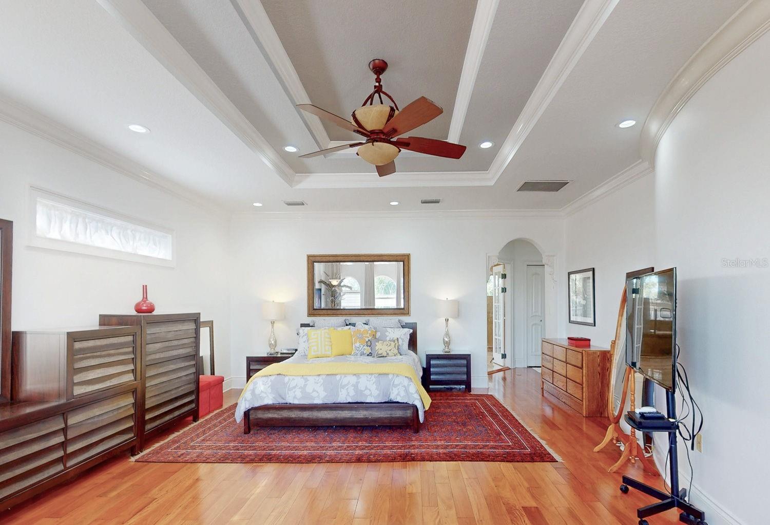 TB8459350 Property Photo