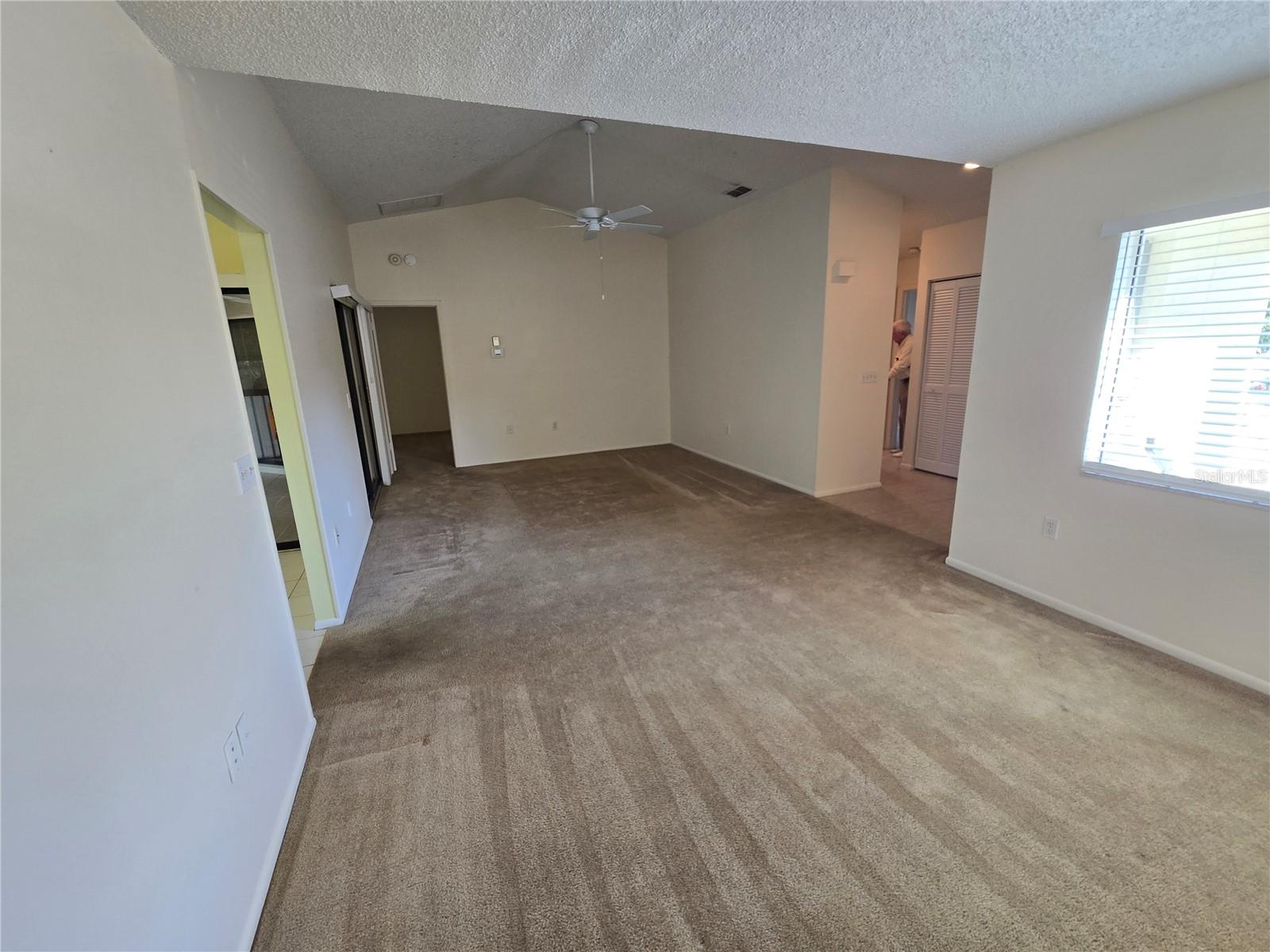 W7881674 Property Photo