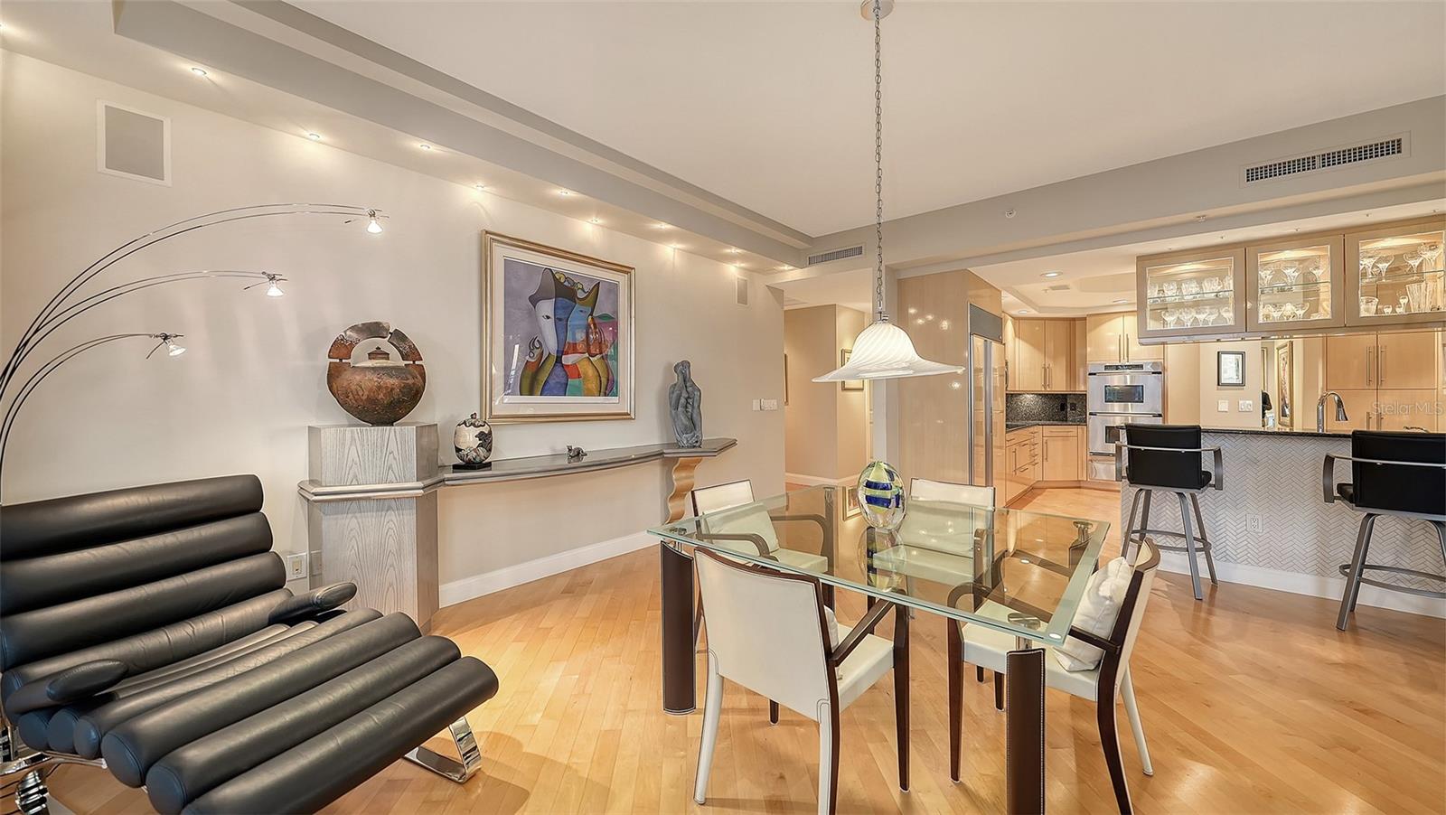 A4676375 Property Photo