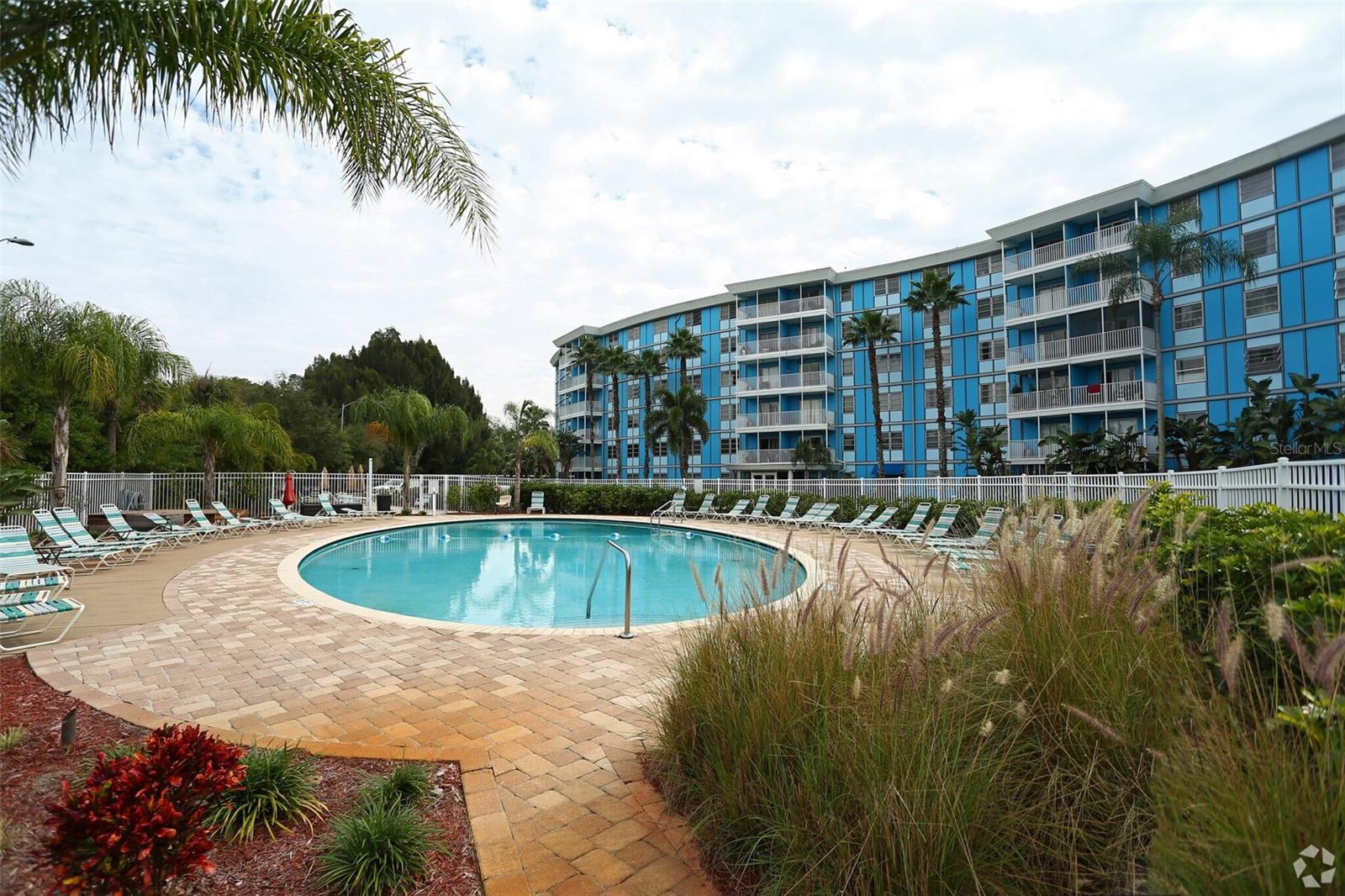 TB8459361 Property Photo