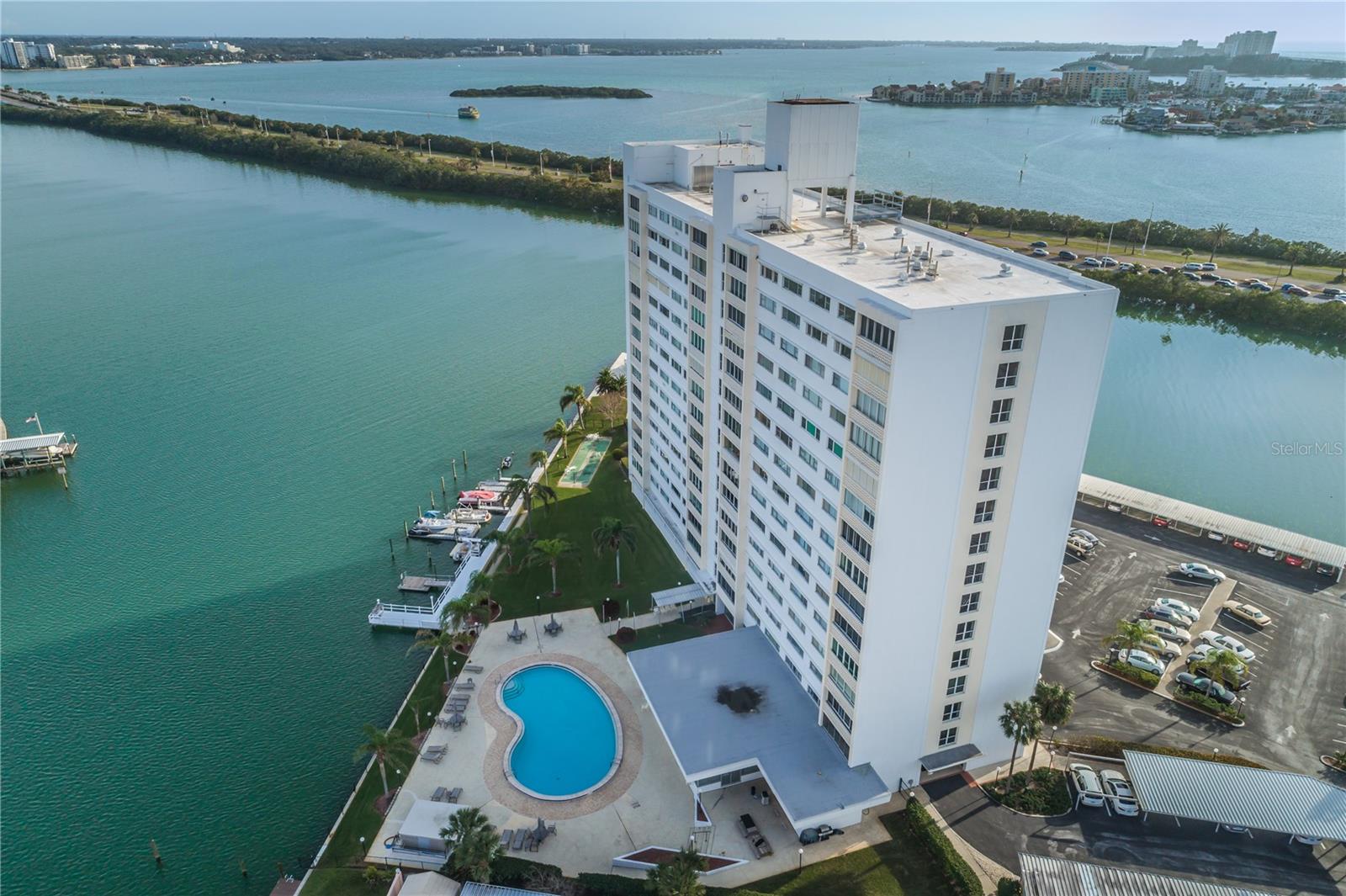 31 ISLAND WAY #1205, CLEARWATER BEACH, FL, 33767