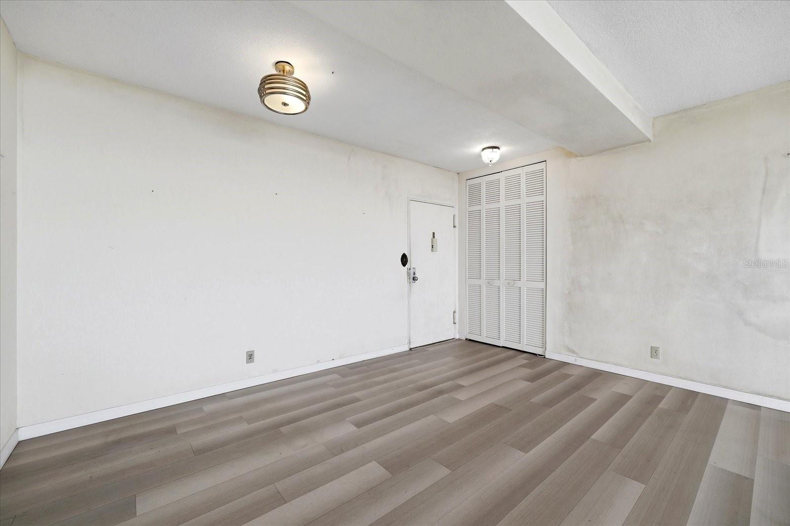 31 ISLAND WAY #1205, CLEARWATER BEACH, FL, 33767