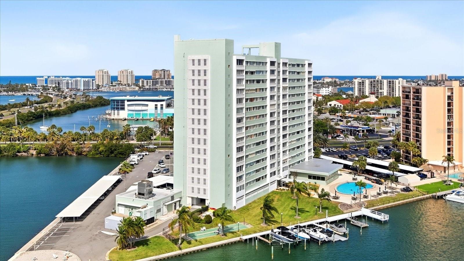 31 ISLAND WAY #1205, CLEARWATER BEACH, FL, 33767