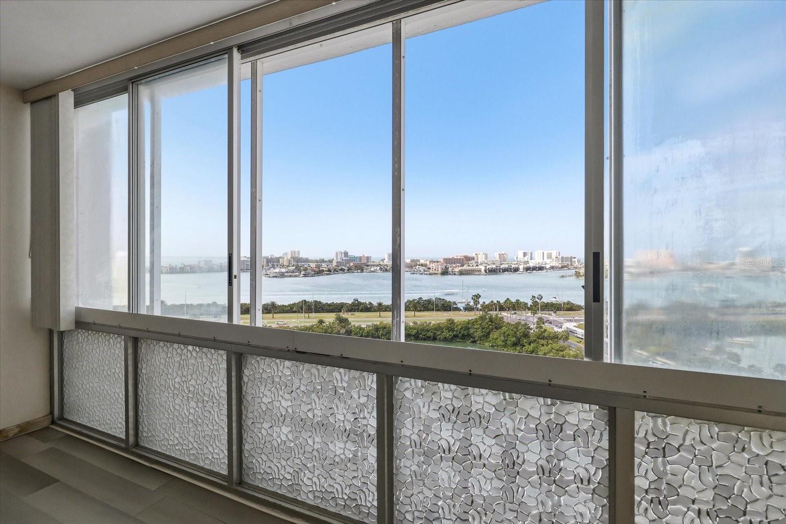 31 ISLAND WAY #1205, CLEARWATER BEACH, FL, 33767