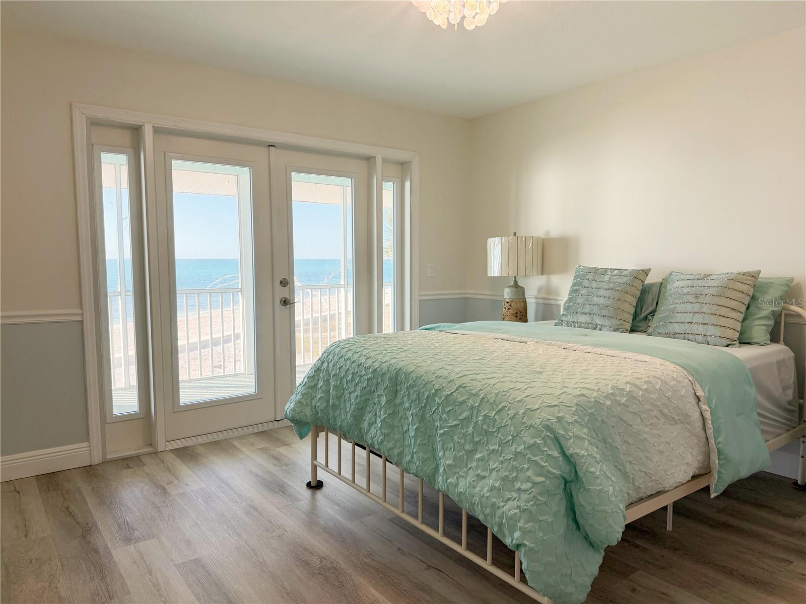 N6142094 Property Photo