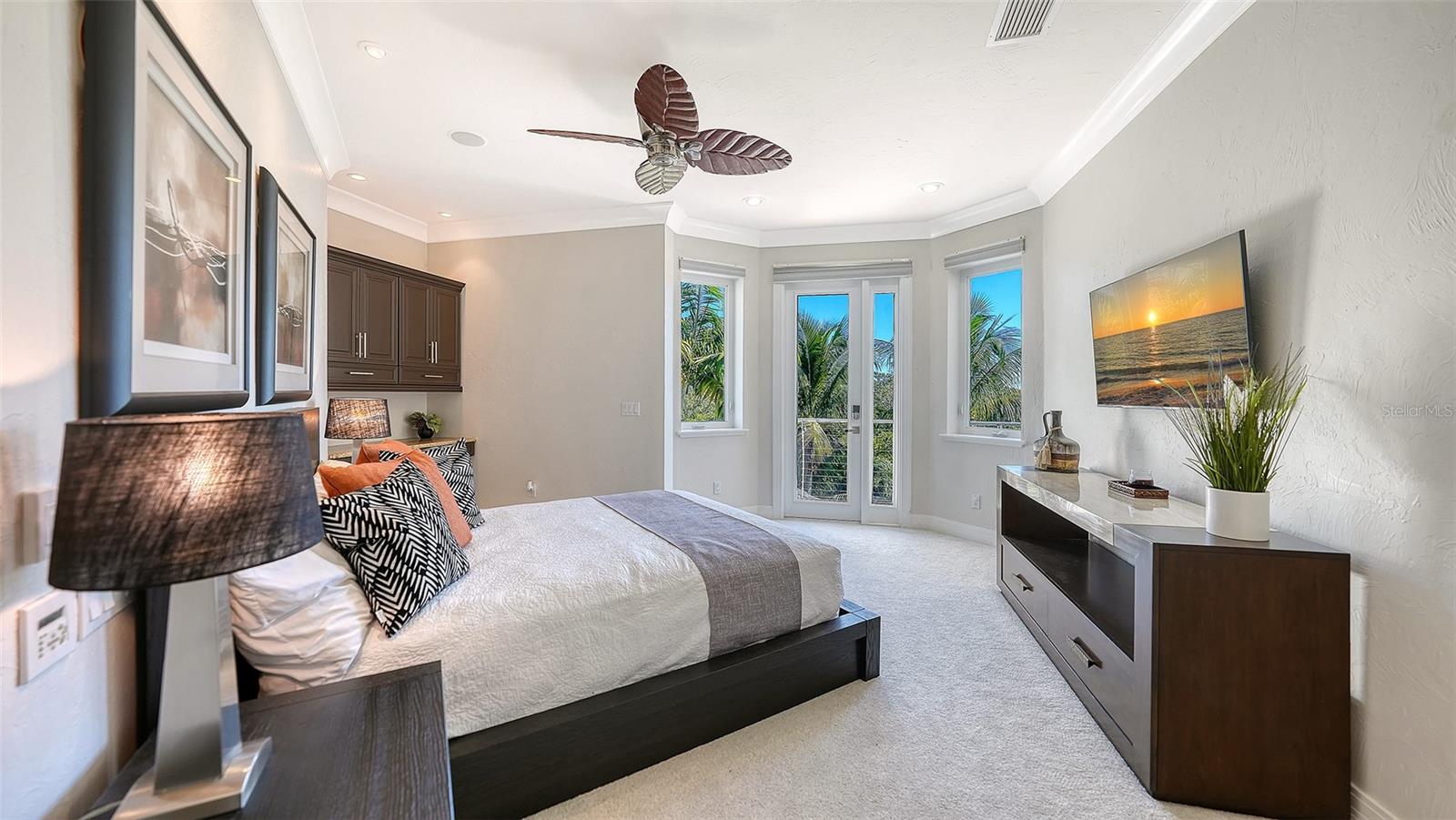 A4676402 Property Photo