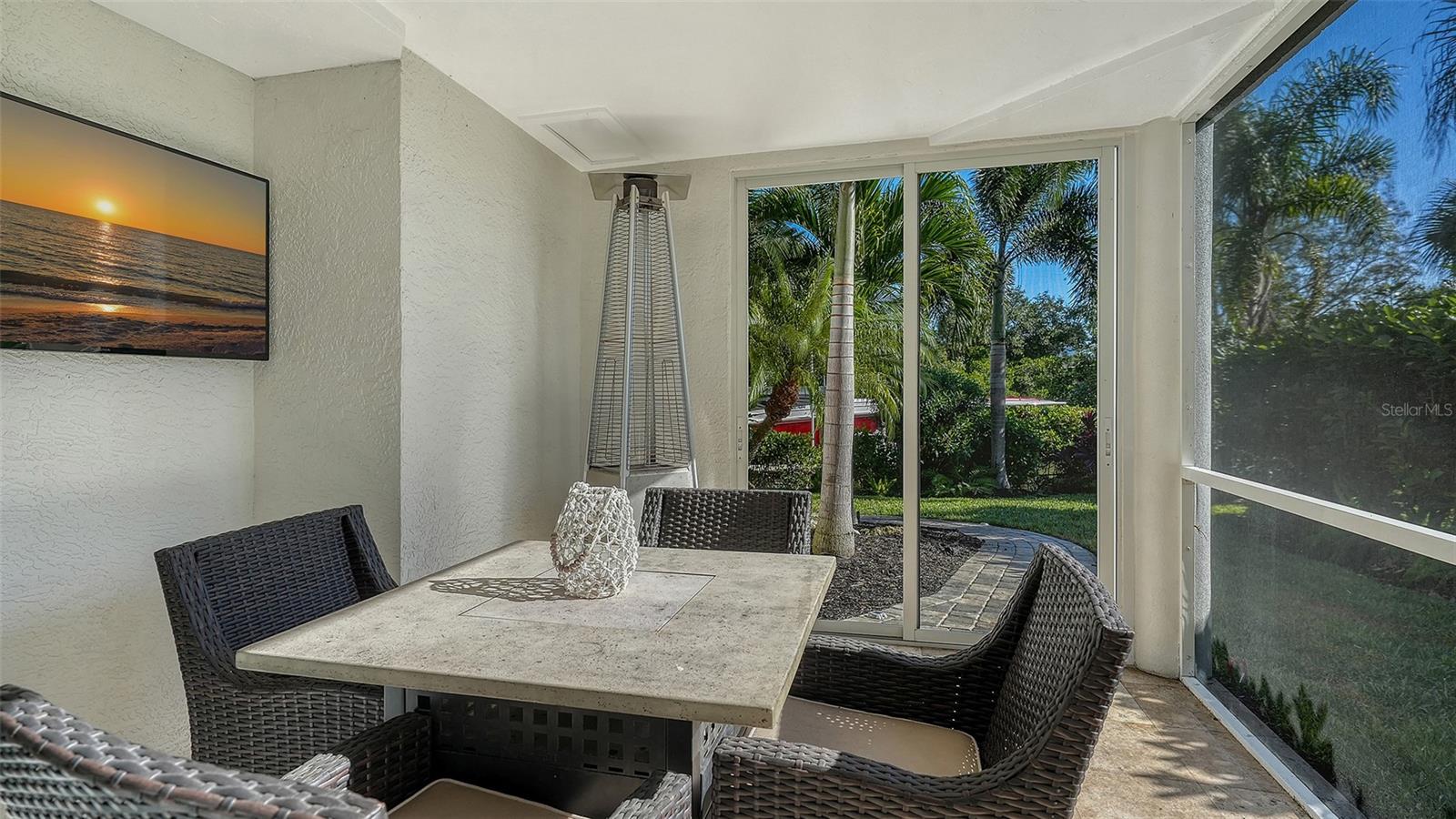 A4676402 Property Photo