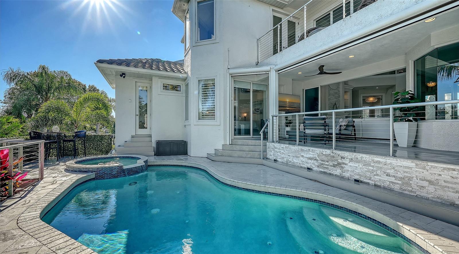 A4676402 Property Photo